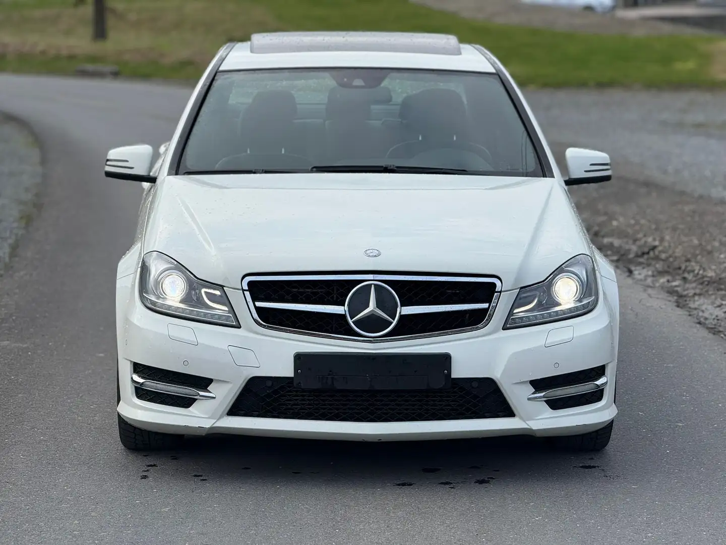 Mercedes-Benz C 250 C 250 CGI BlueEFFICIENCY Avantgarde Blanc - 2