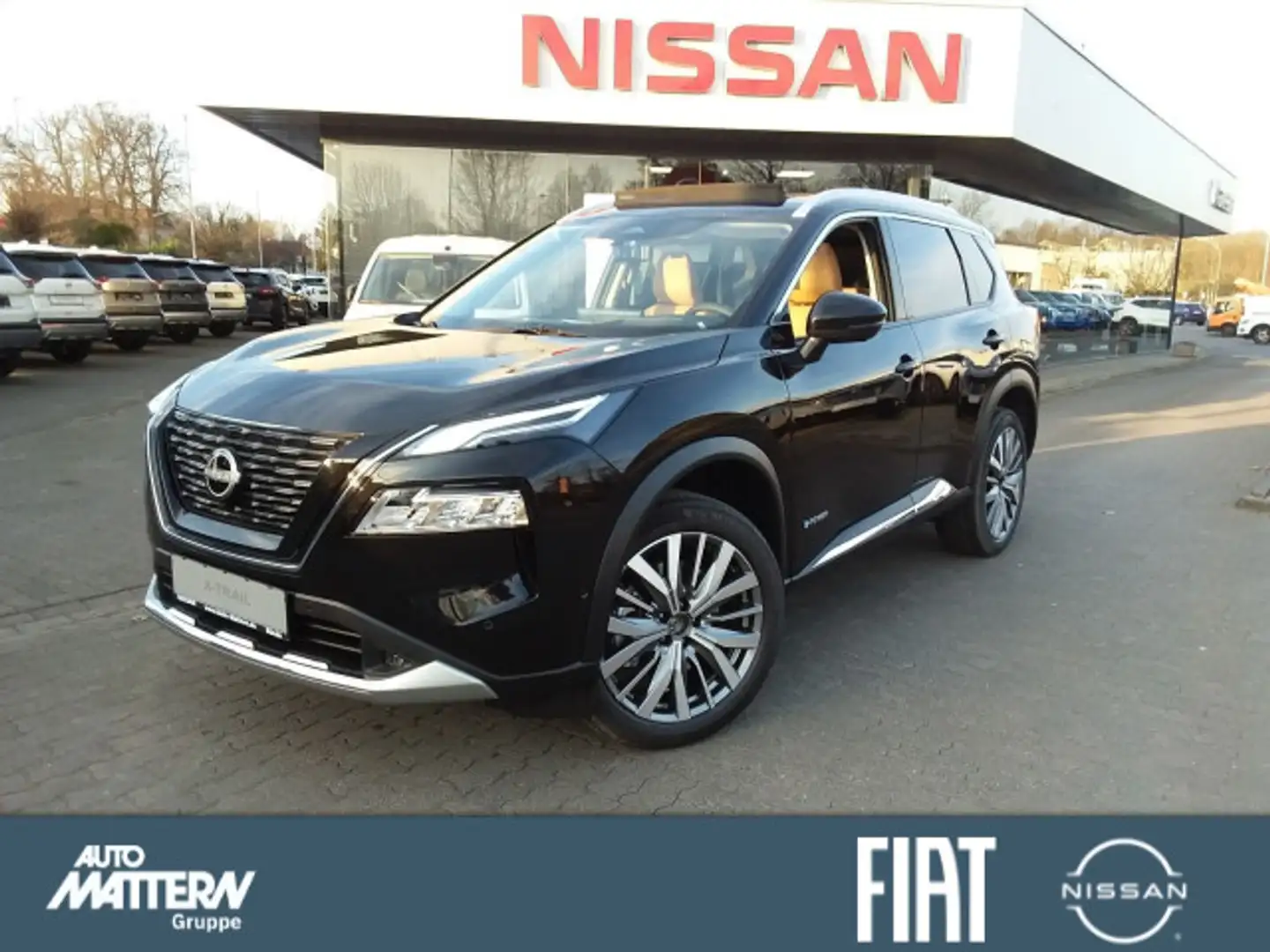 Nissan X-Trail 1.5 VC-T e-Power Tekna+ e-4ORCE*AHK Schwarz - 1