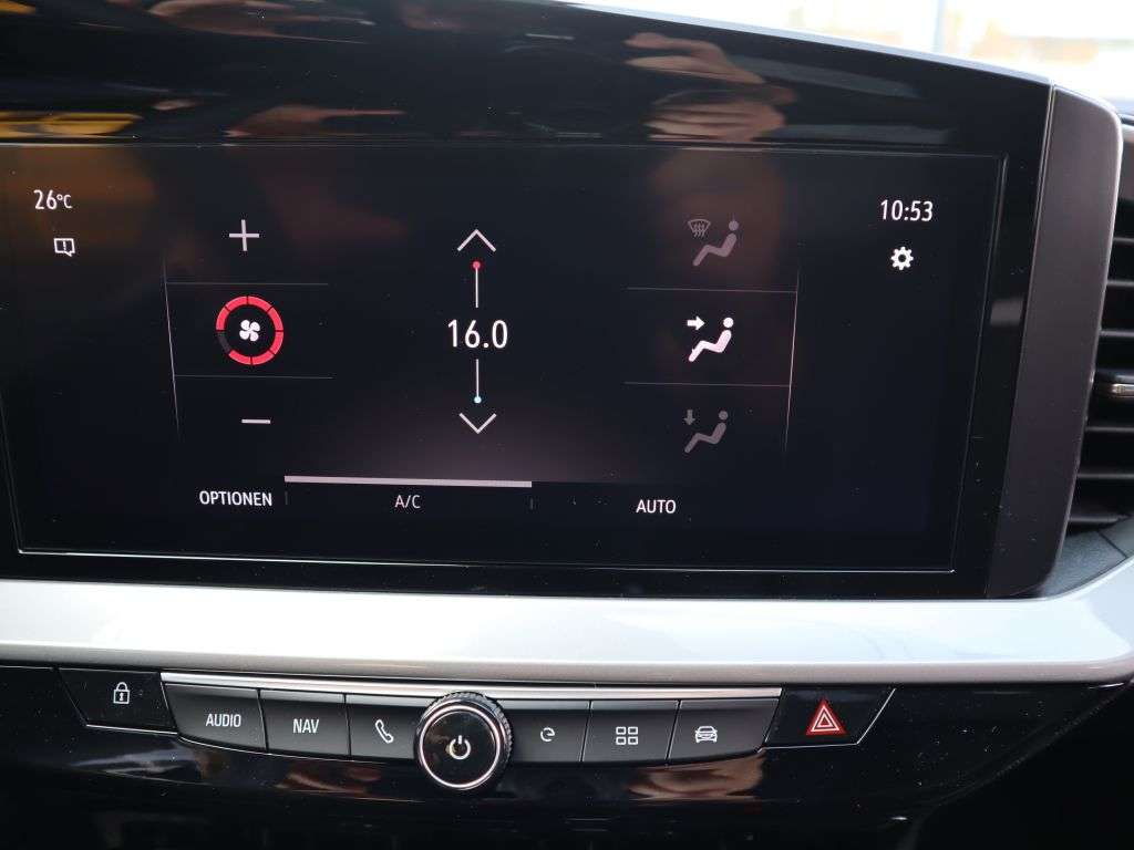 Opel Mokka E