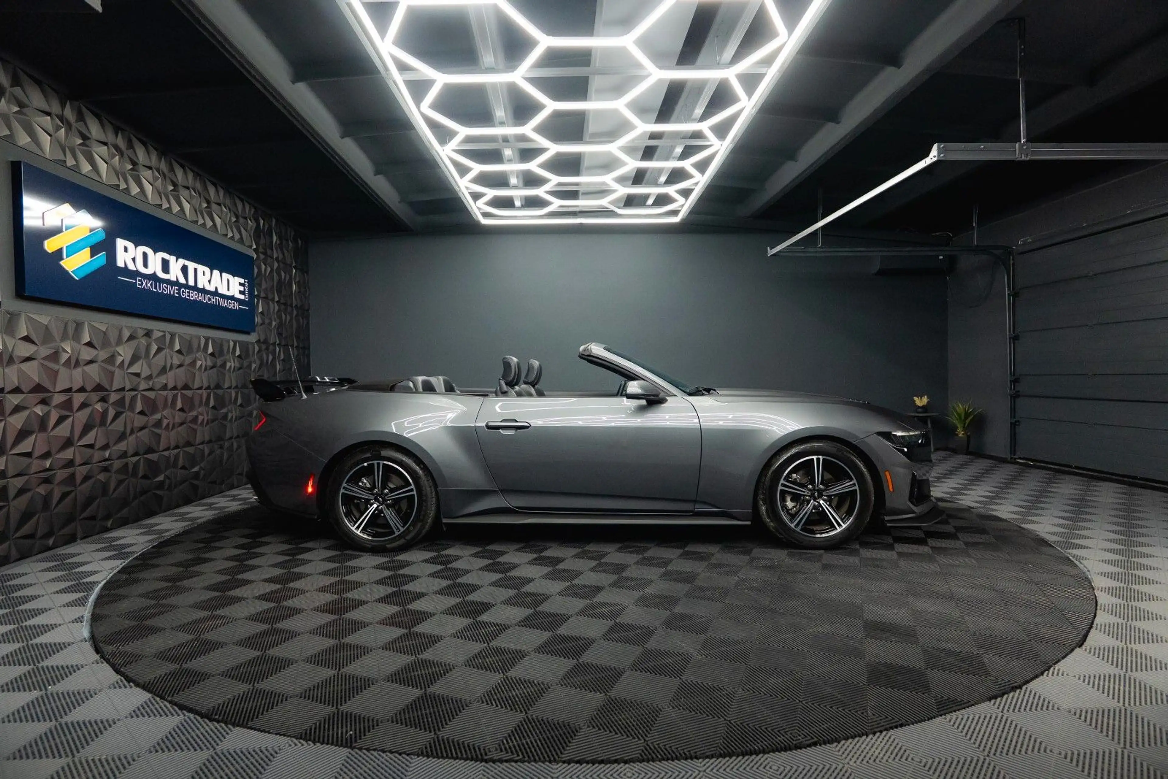 Ford Mustang GT Cabrio DARK HORSE PREMIUM MY2024 LED — photo 7
