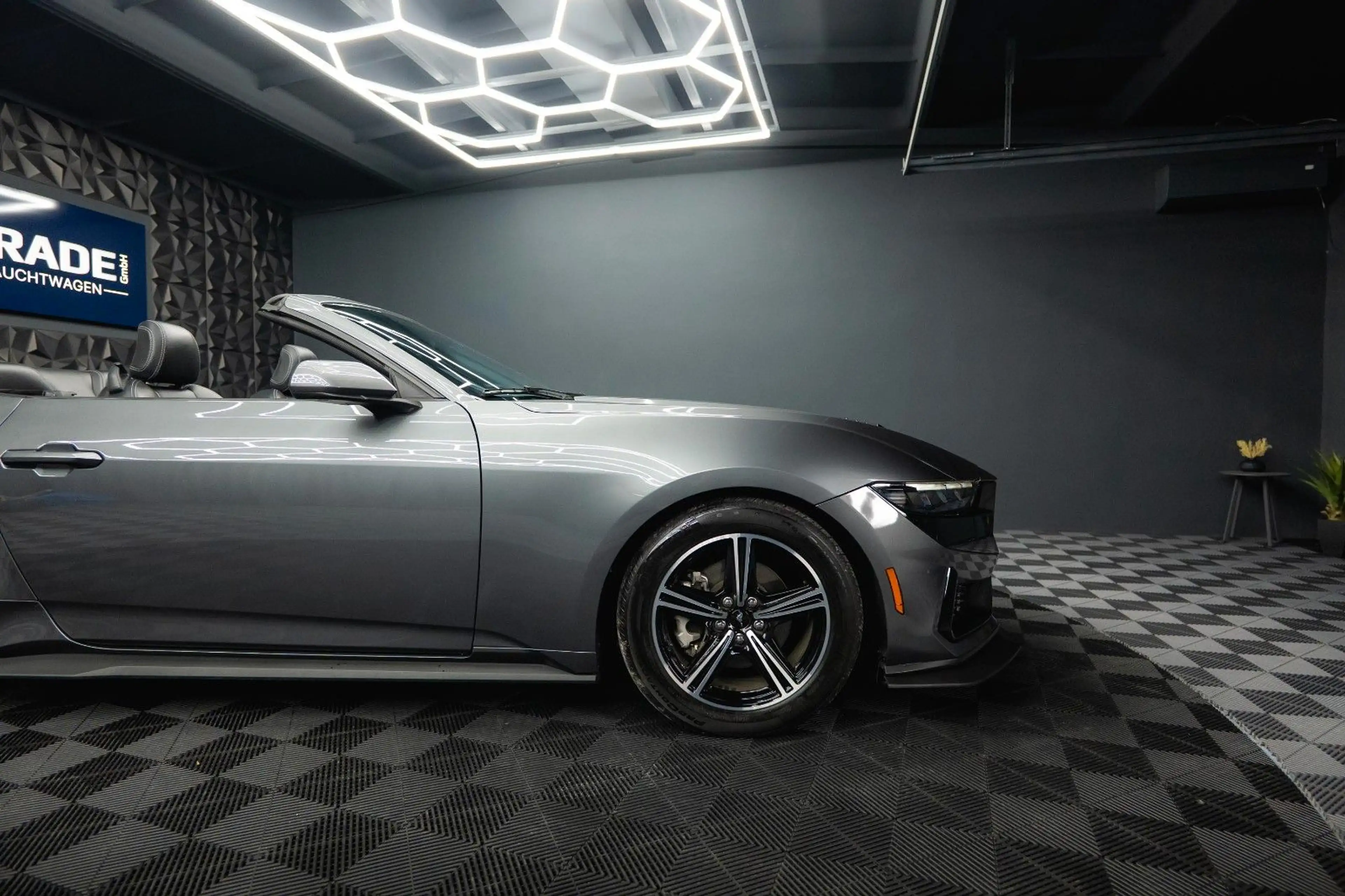 Ford Mustang GT Cabrio DARK HORSE PREMIUM MY2024 LED — photo 9