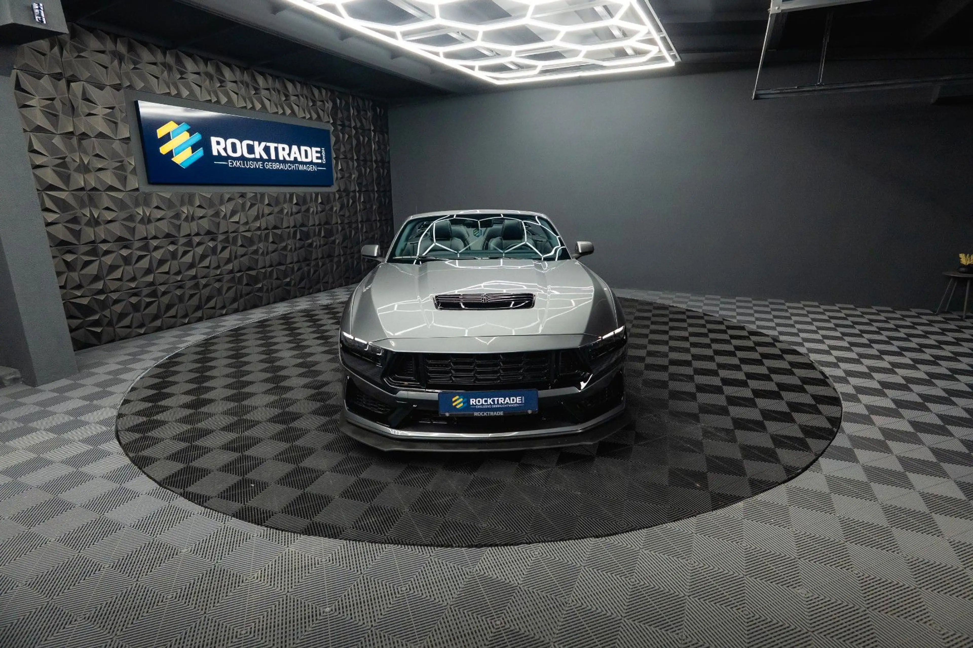 Ford Mustang GT Cabrio DARK HORSE PREMIUM MY2024 LED — photo 3