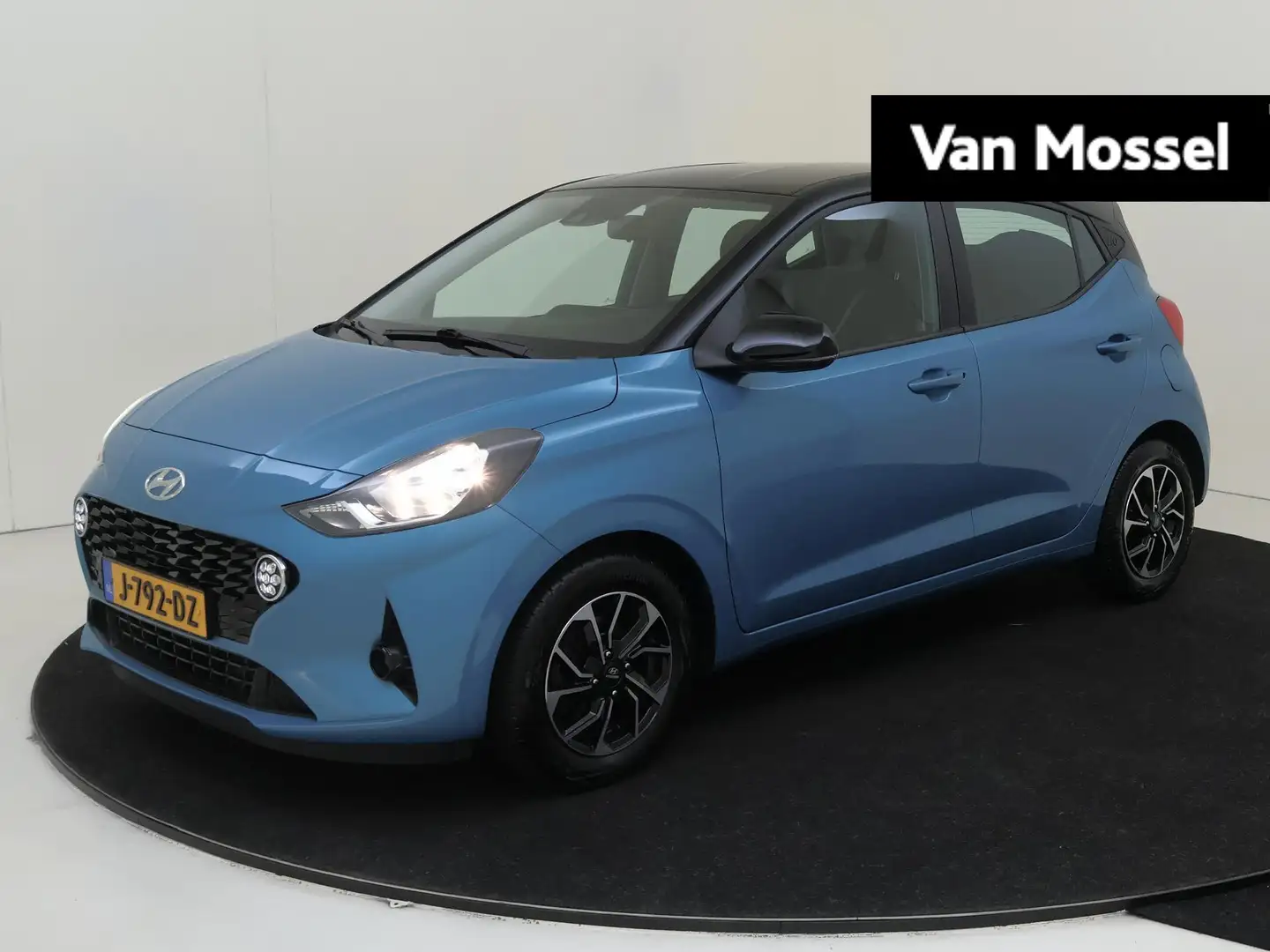 Hyundai i10 1.0 Comfort Two tone | navigatie | LM velgen | Ach Blauw - 1