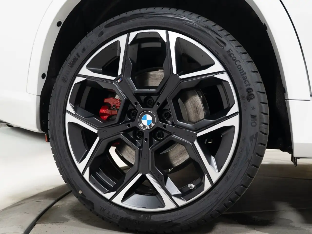 BMW X1 снимка BMW X1