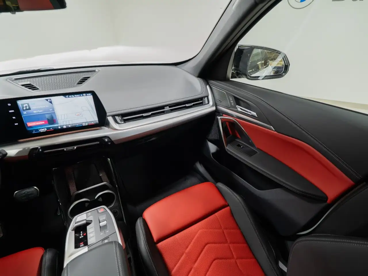 BMW X1 снимка BMW X1