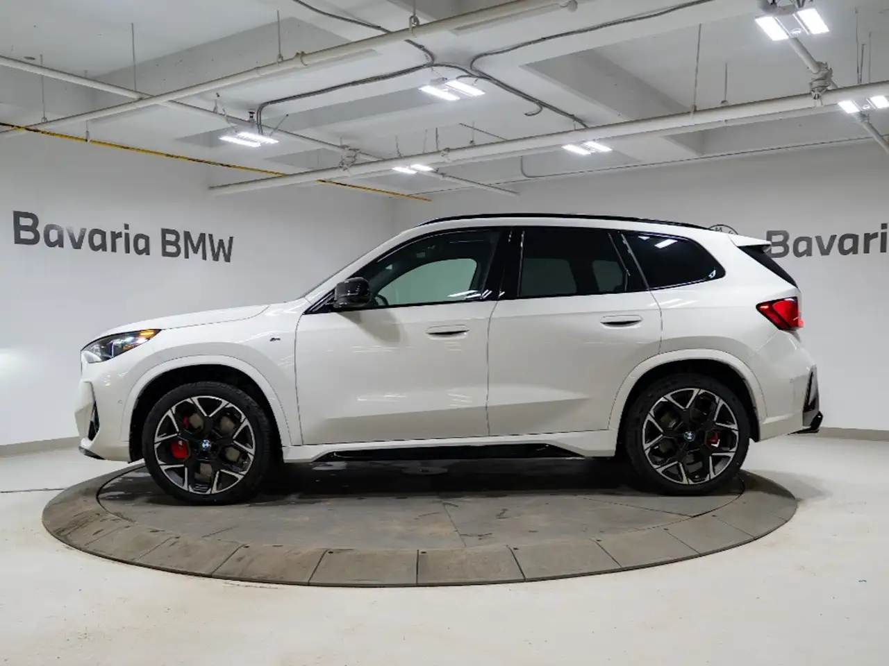 BMW X1 снимка BMW X1