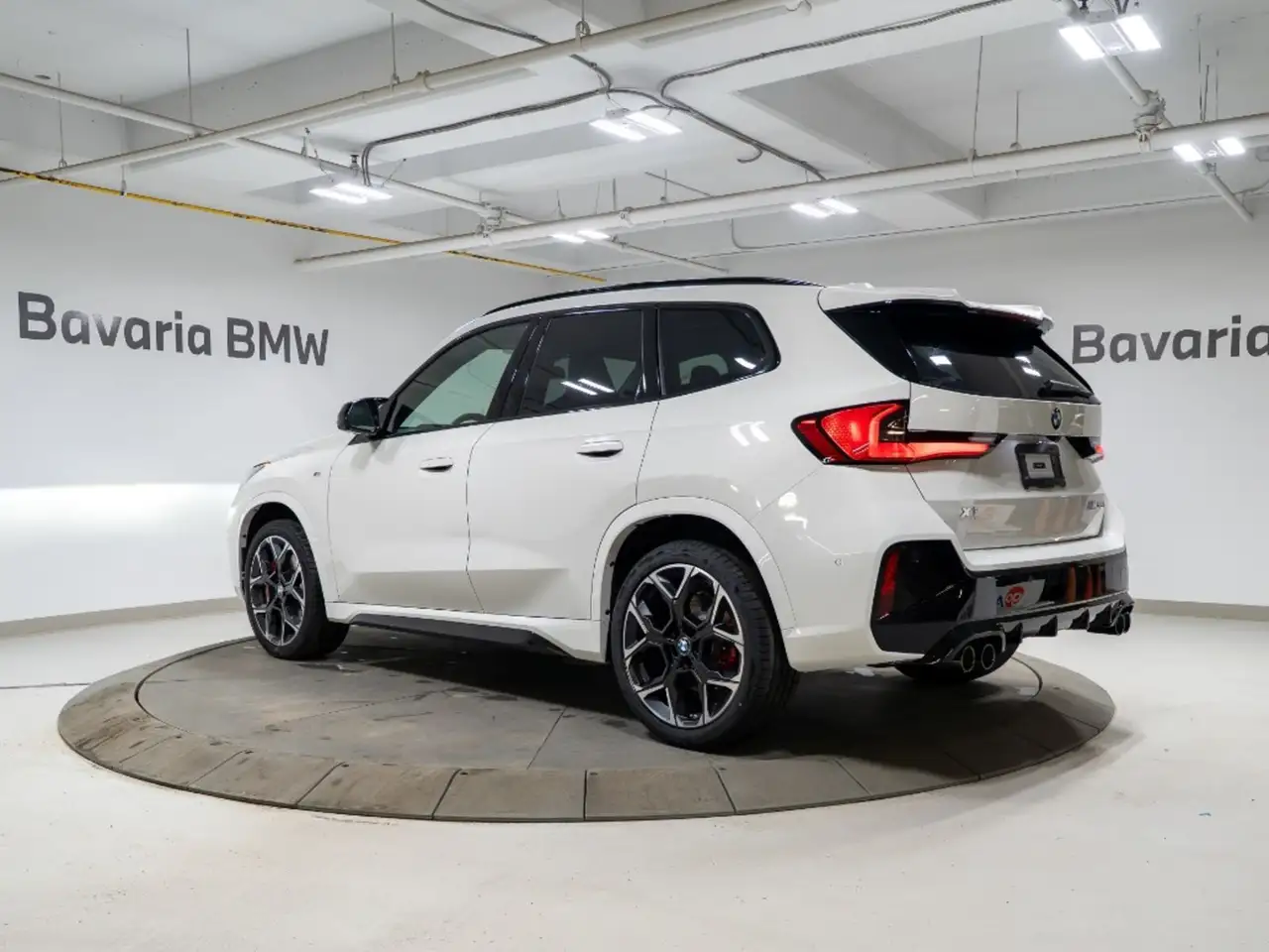 BMW X1 снимка BMW X1