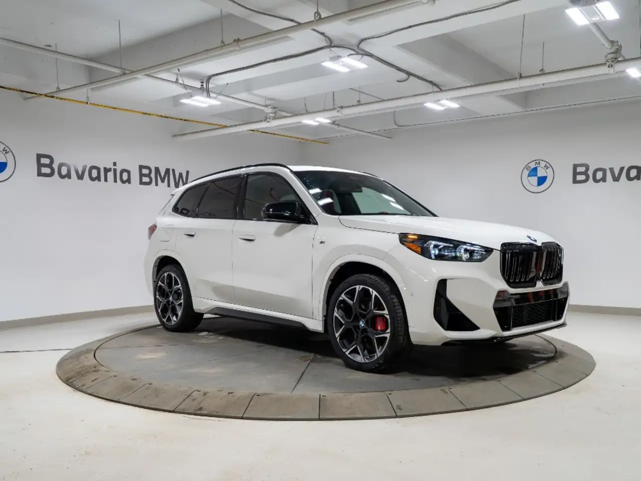 BMW X1 снимка BMW X1