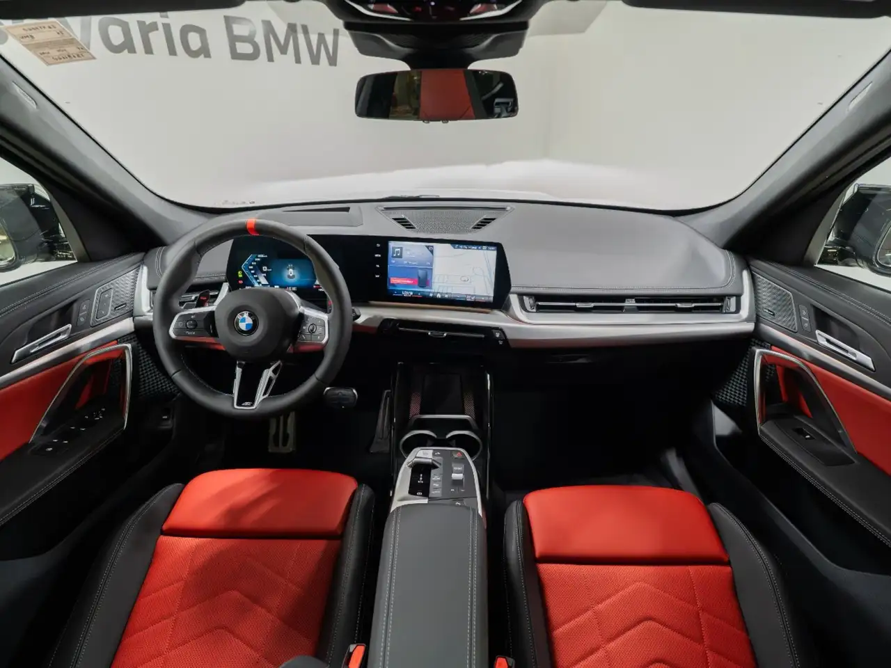 BMW X1 снимка BMW X1
