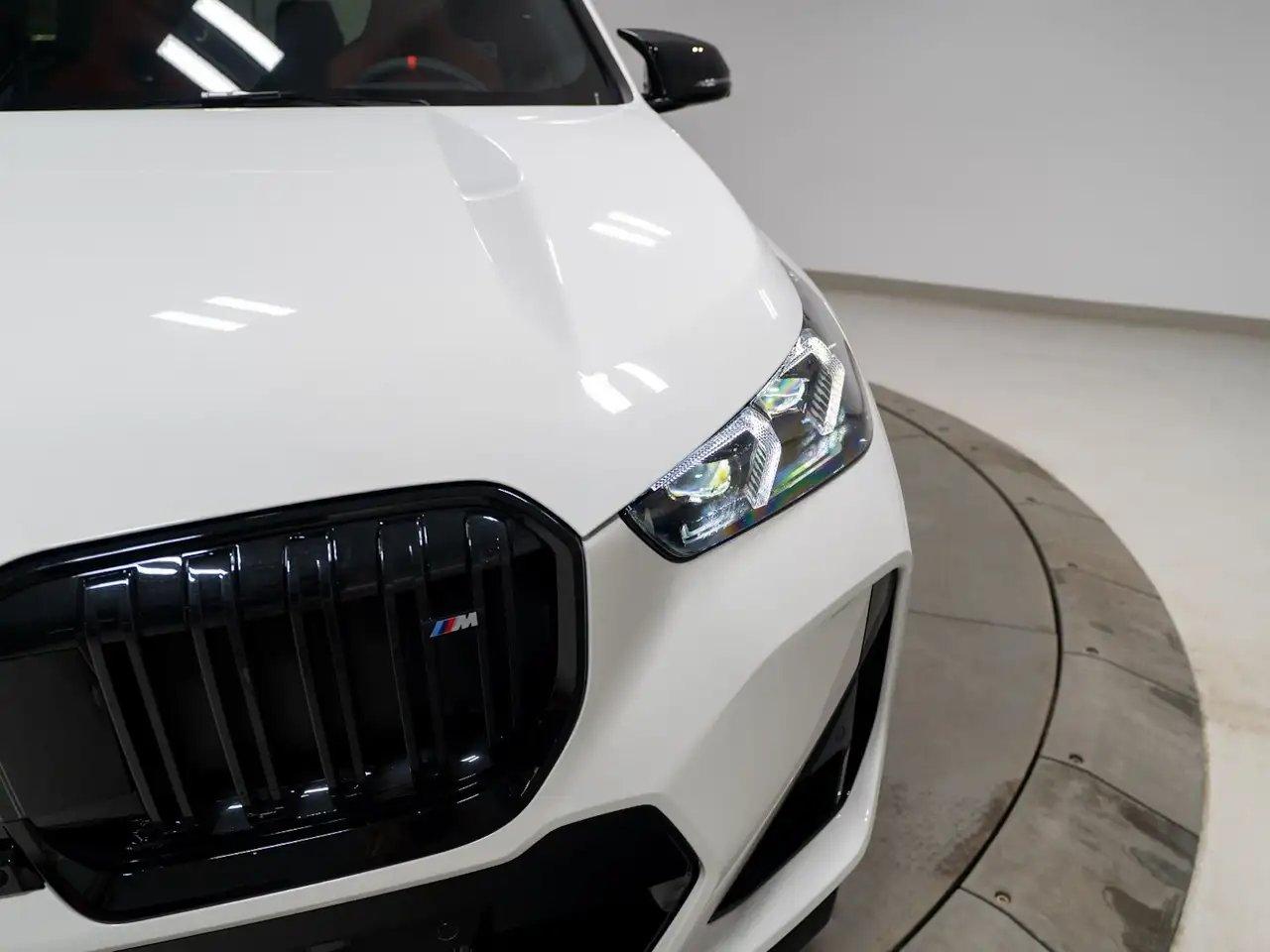 BMW X1 снимка BMW X1