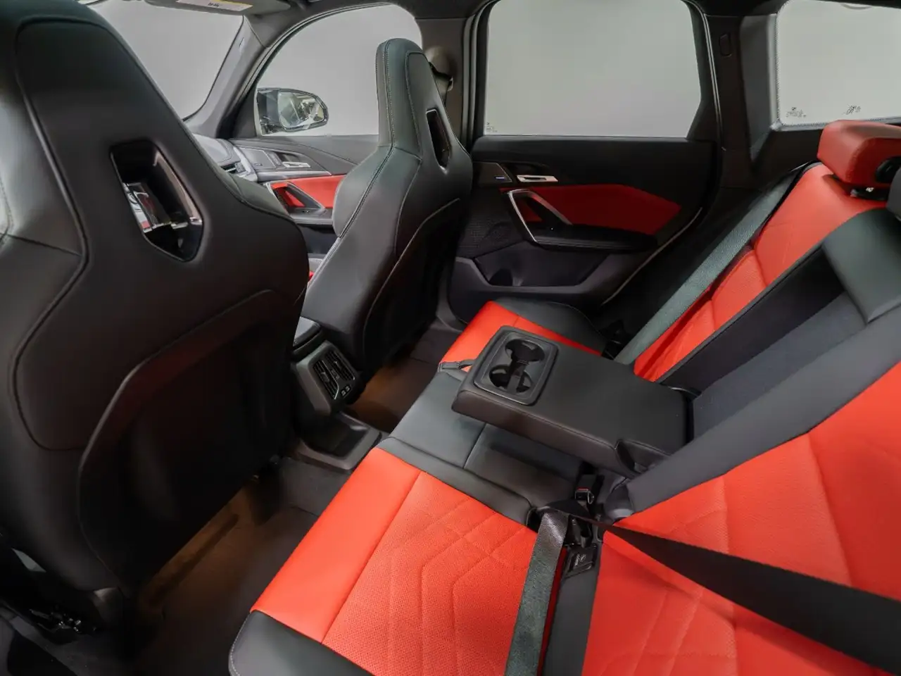 BMW X1 снимка BMW X1