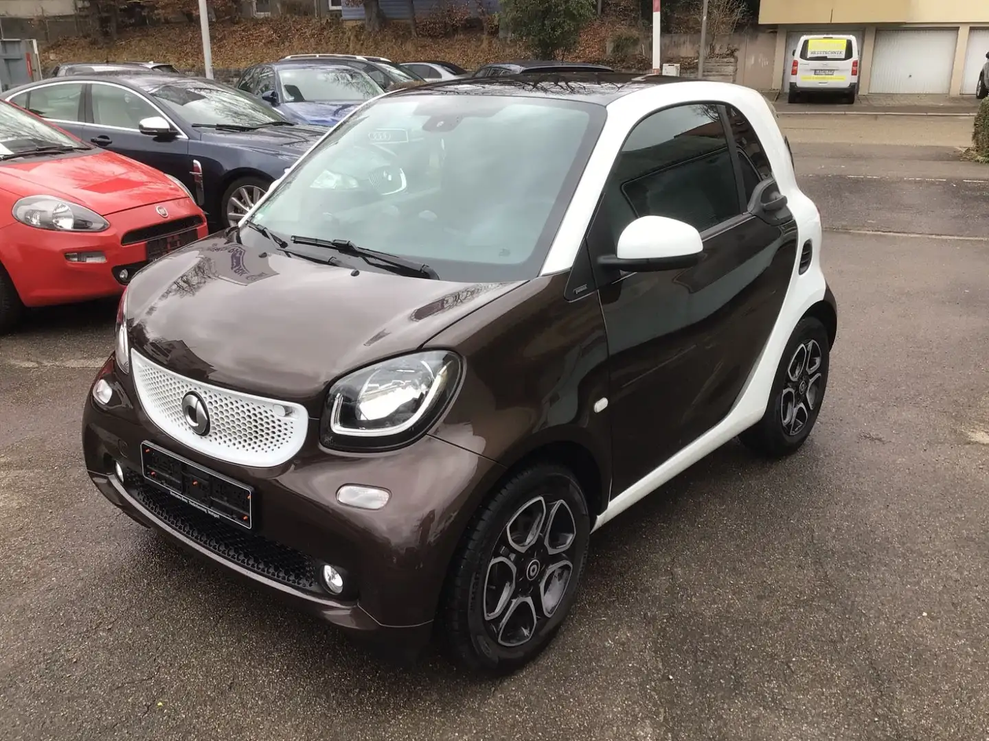 smart forTwo Fortwo Panorama 90 PS Automatik Braun - 2