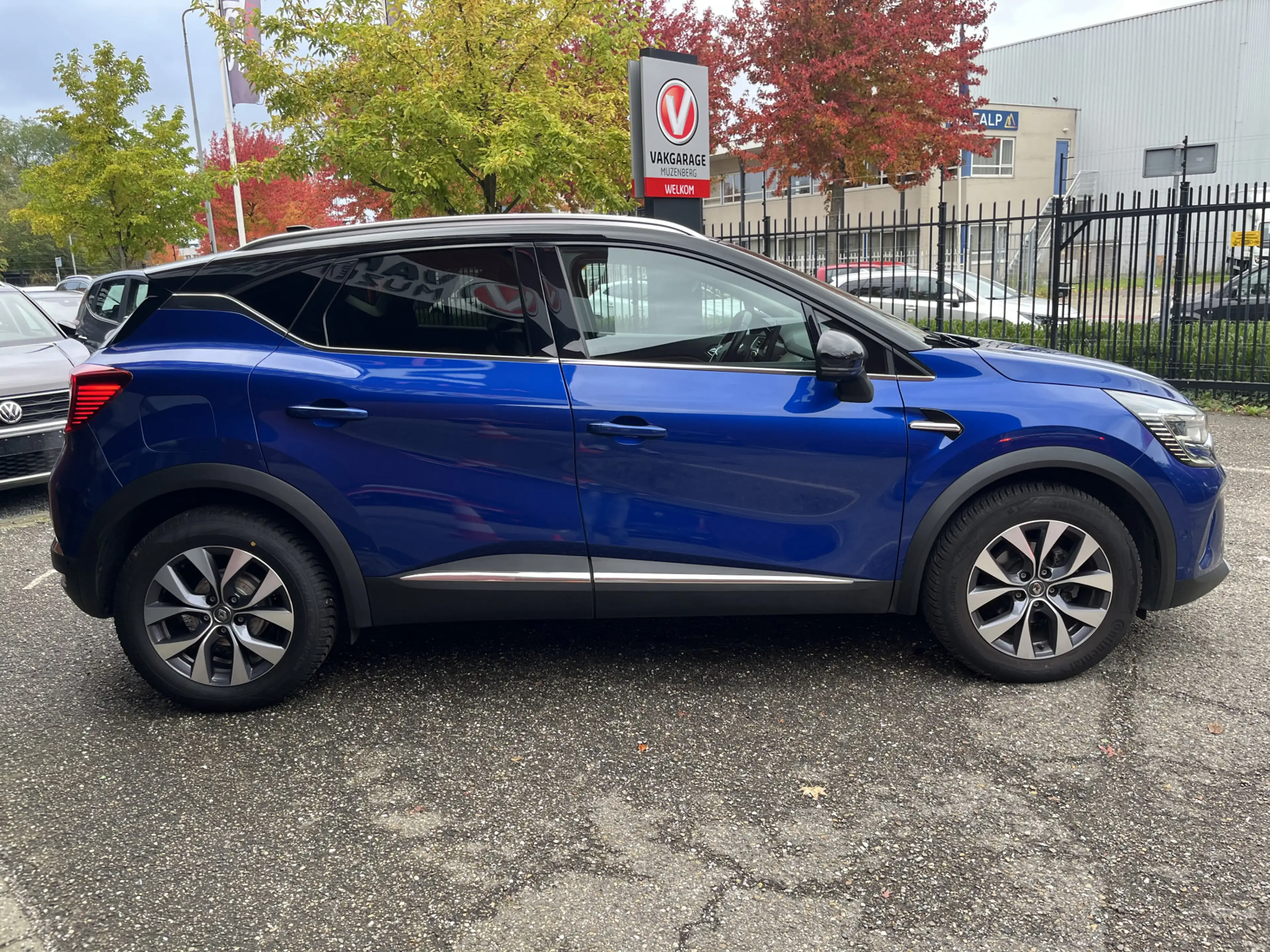 Renault Captur 1.3 TCe 130 Intens // KEYLESS // 360 CAMERA+SENSOR — photo 9