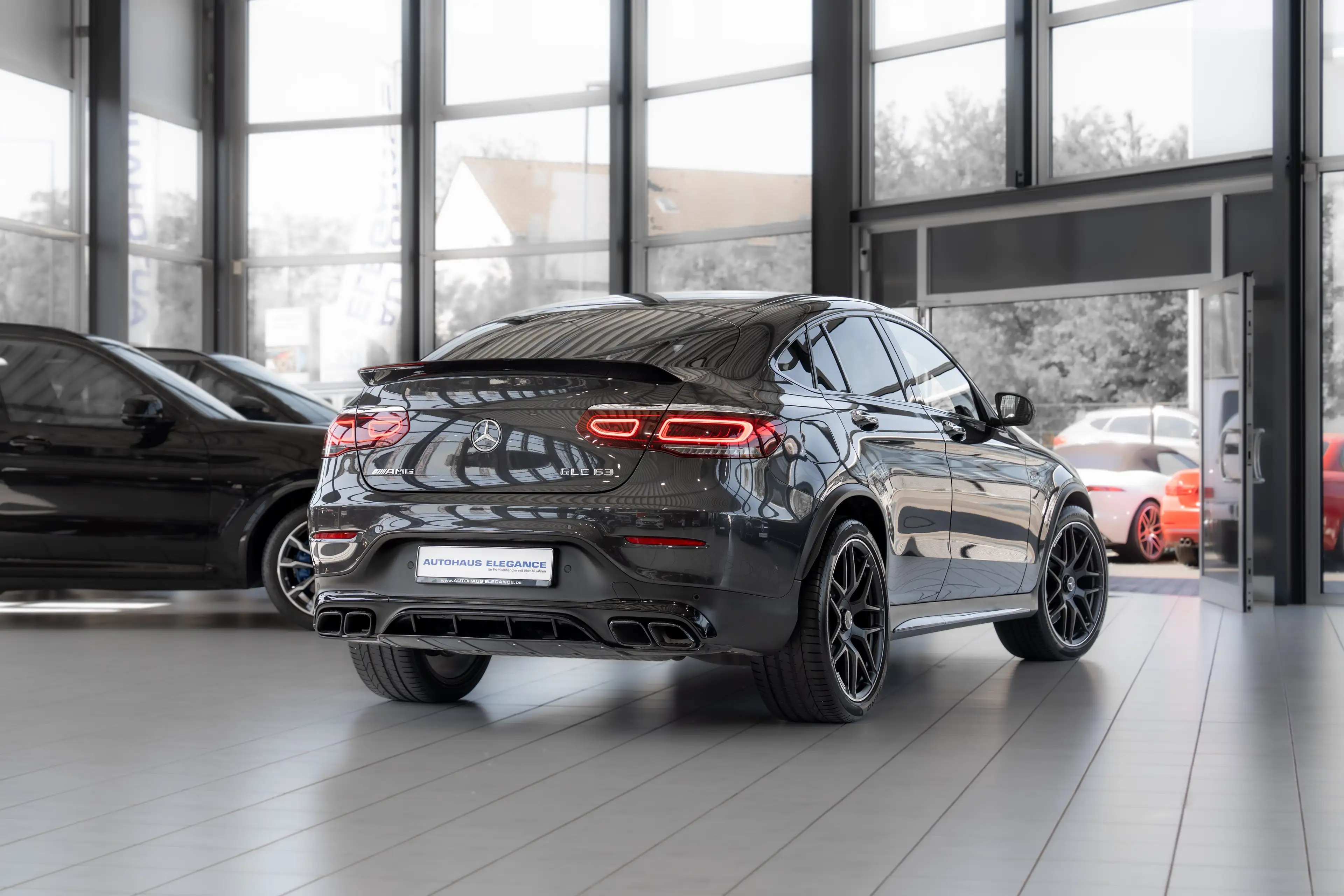 Mercedes-Benz GLC 63 AMG 4Matic*SPORT-SITZE*NIGHT*DINAMICA*LED — photo 4