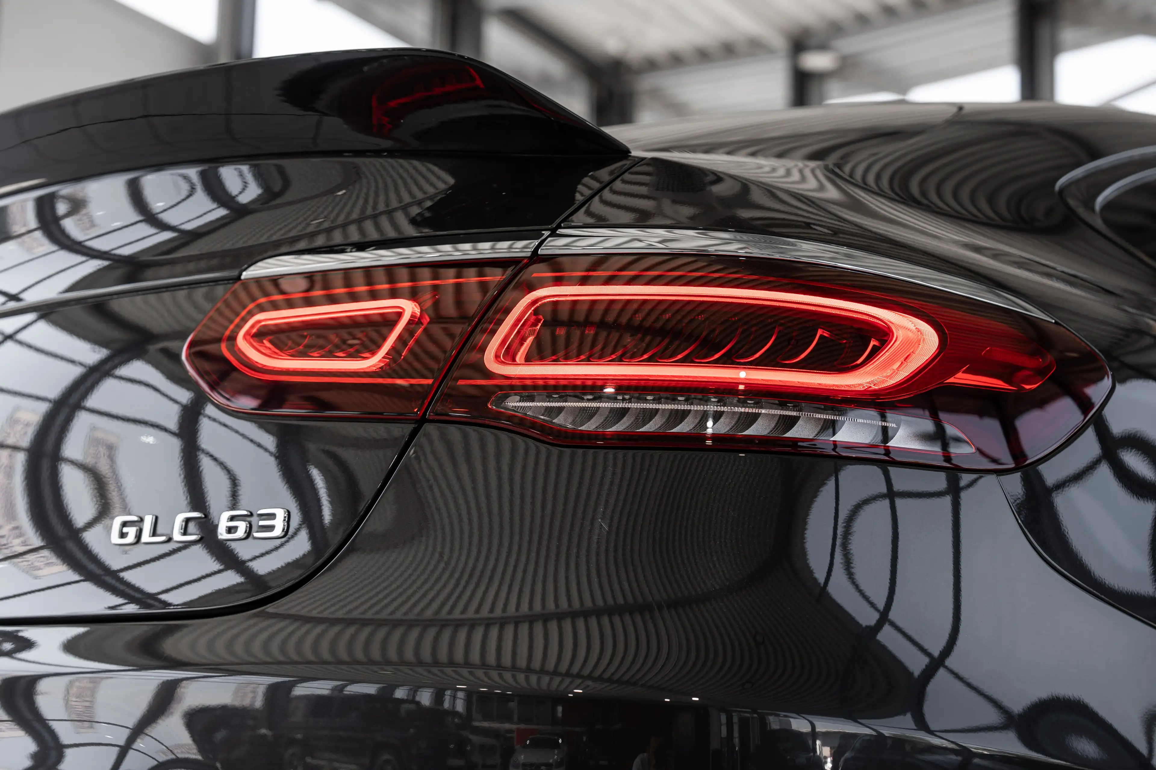 Mercedes-Benz GLC 63 AMG 4Matic*SPORT-SITZE*NIGHT*DINAMICA*LED — photo 12