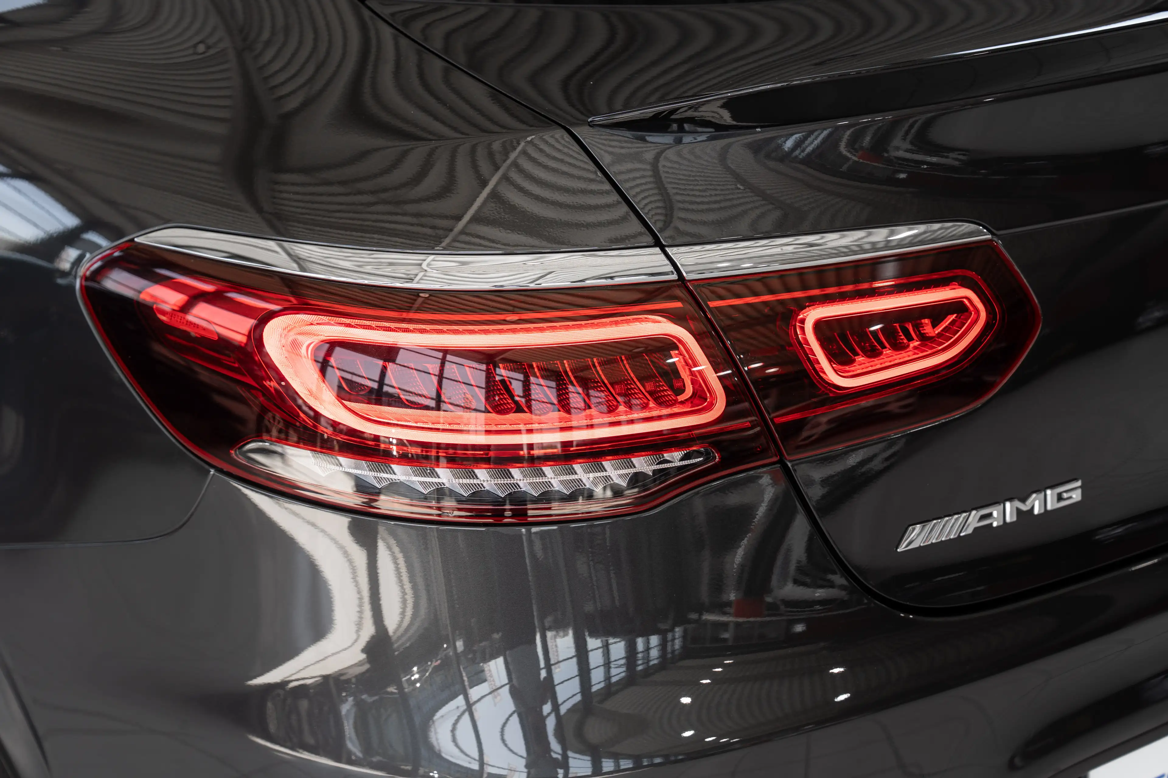Mercedes-Benz GLC 63 AMG 4Matic*SPORT-SITZE*NIGHT*DINAMICA*LED — photo 11