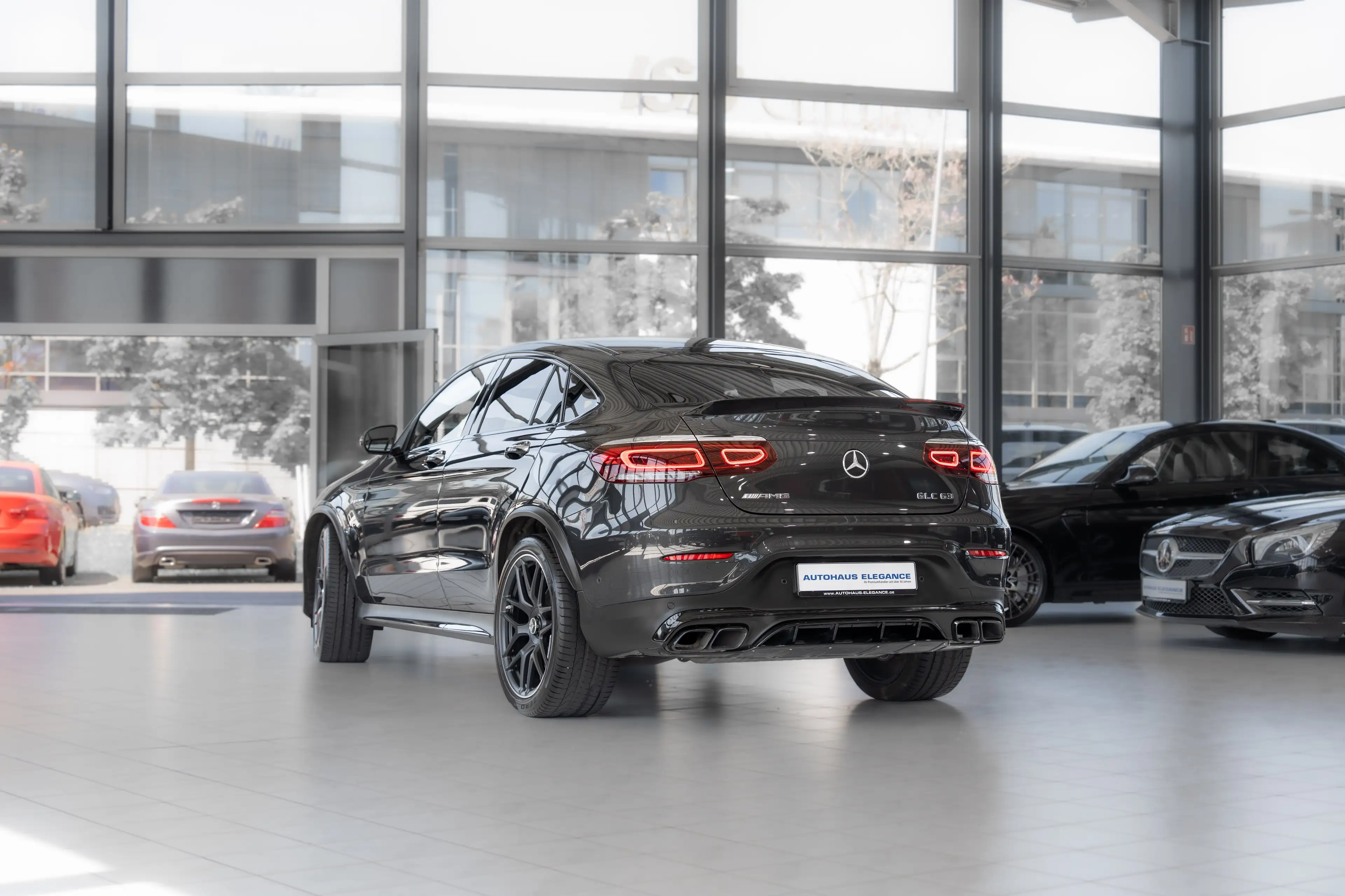 Mercedes-Benz GLC 63 AMG 4Matic*SPORT-SITZE*NIGHT*DINAMICA*LED — photo 3