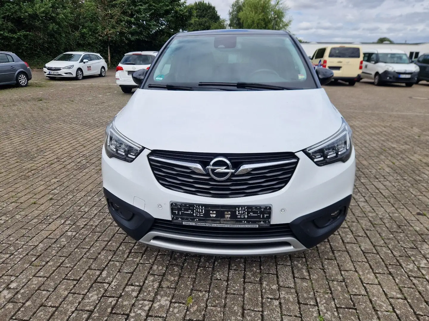Opel Crossland X Inovation Weiß - 2