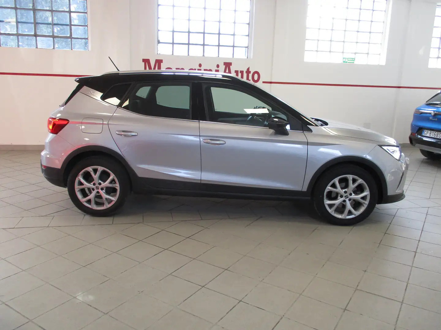 SEAT Arona 1.0 TGI FR (90CV) NATURAL/POWER-UNIPROPRIETARIO Argento - 1