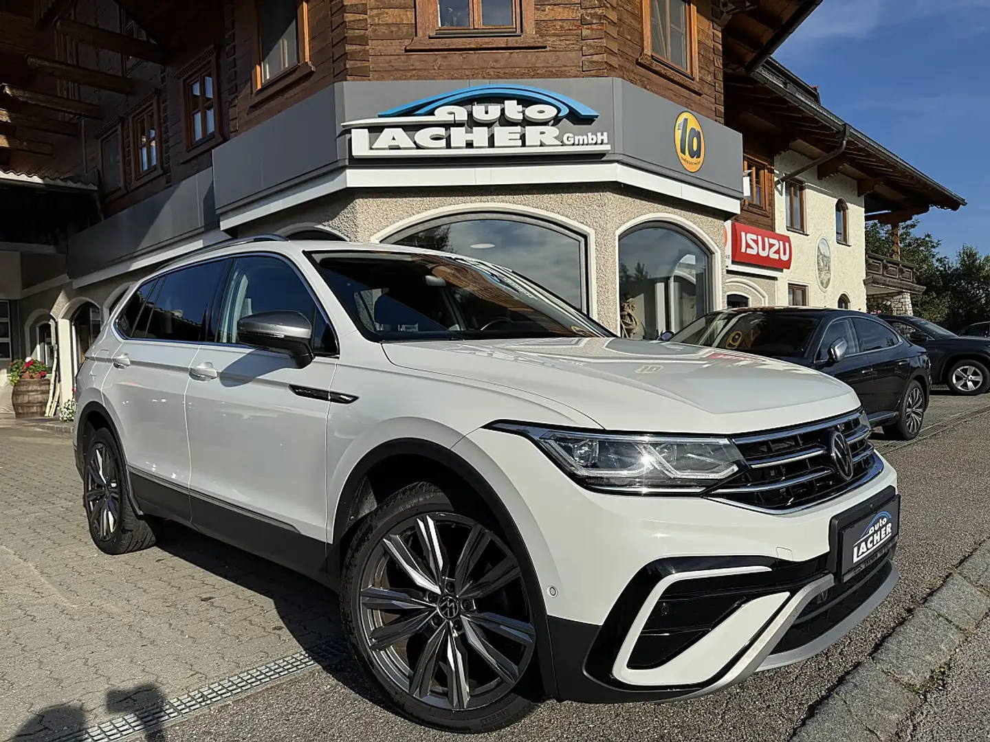 Volkswagen Tiguan Allspace Tiguan 2,0 TDI SCR 4Motion Allspace DSG*AHK*Pan... Weiß - 1