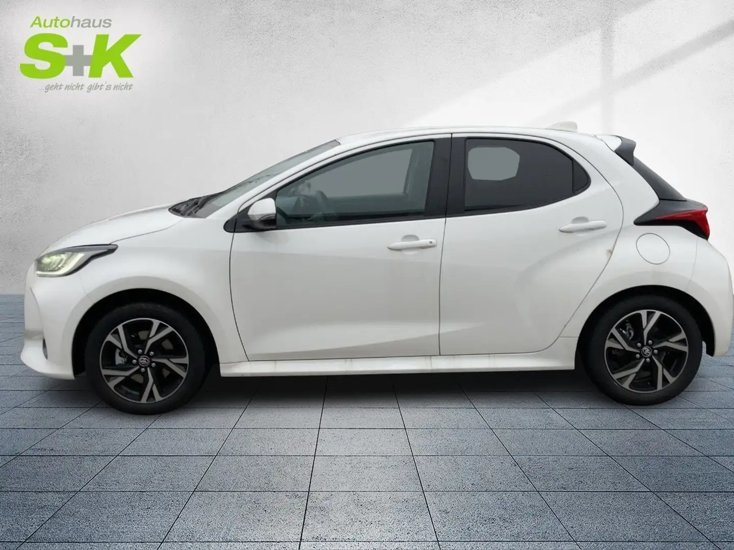 Toyota Yaris 1,5-l-VVT-iE Hybrid*TEAM-D.*KAMER*SHZ*LED* Bianco - 2