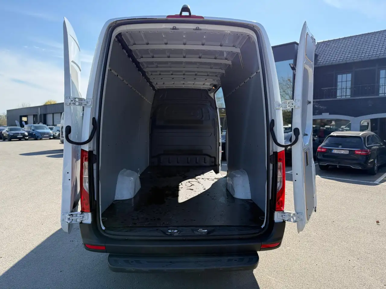 Mercedes-Benz Sprinter 5