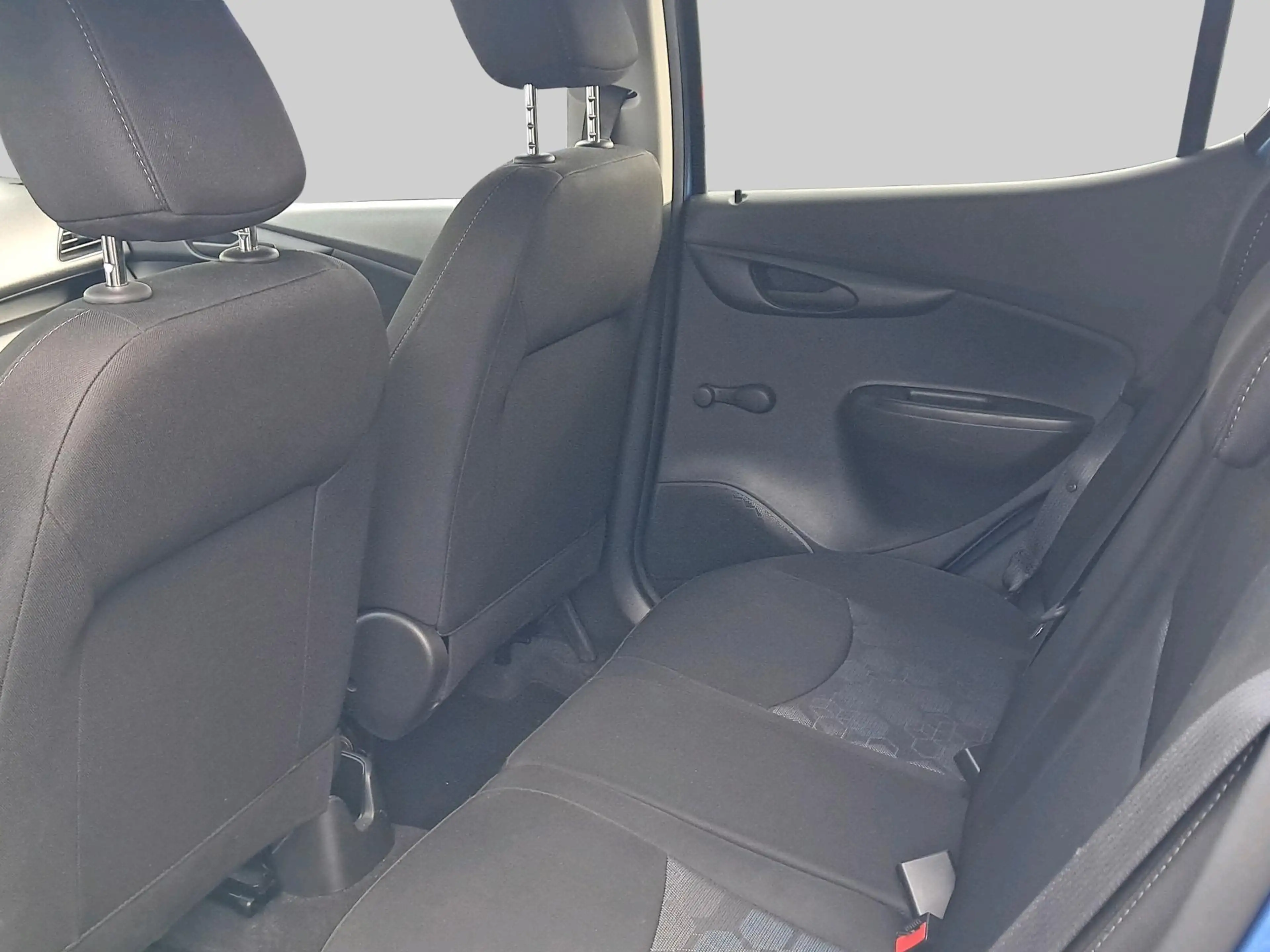 Opel Karl 1.0 Rocks Online Edition — photo 6