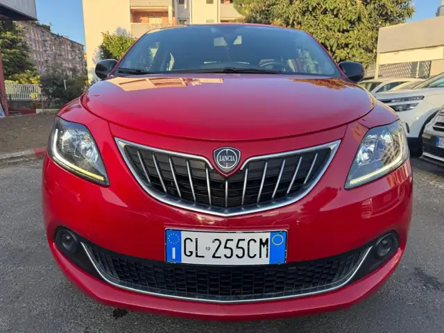 Lancia Ypsilon view 7