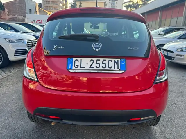 Lancia Ypsilon view 6