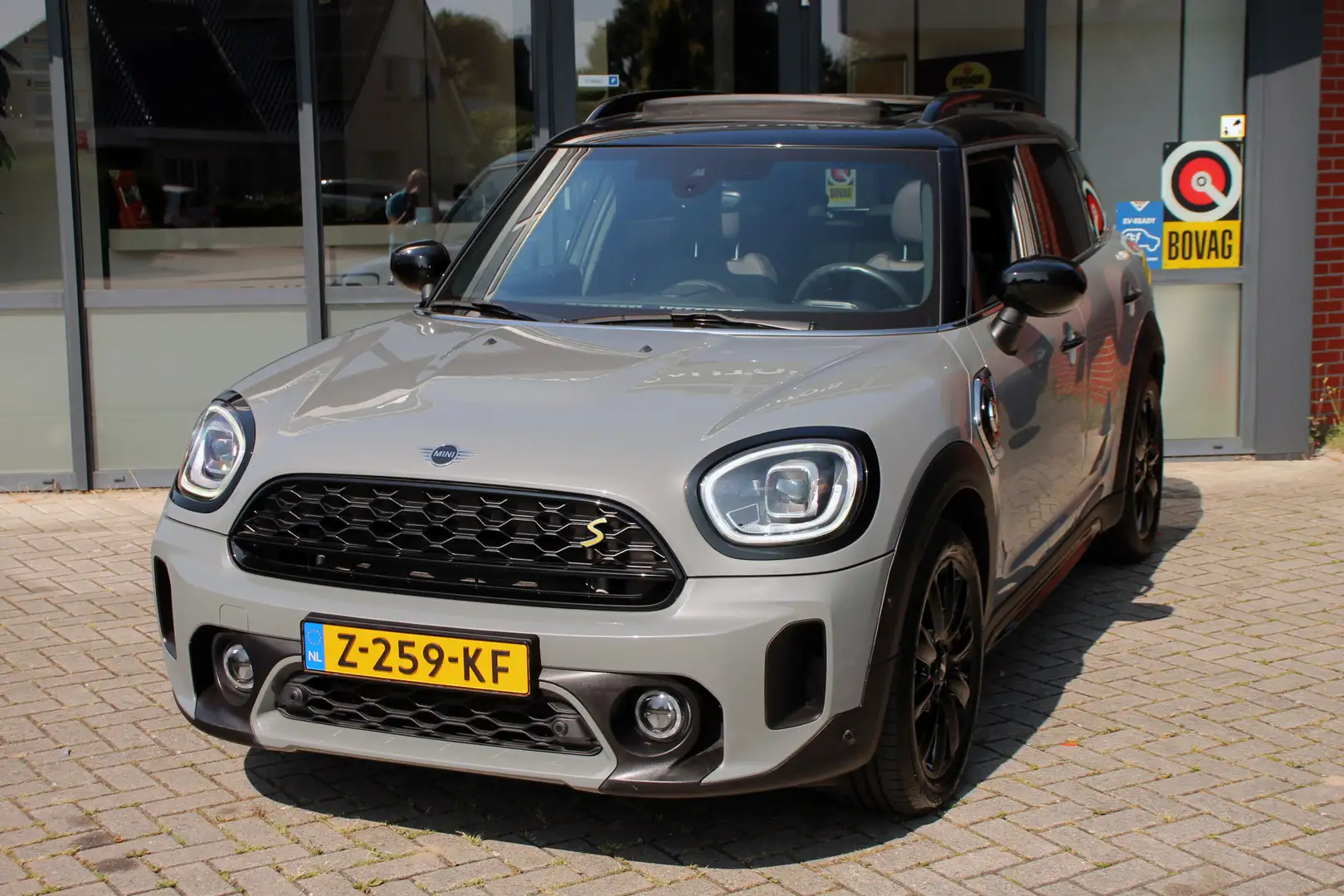 MINI Cooper S Countryman Mini 2.0 E ALL4 ✅ panorama dak ✅ Leder ✅ Carplay ✅ Grijs - 2