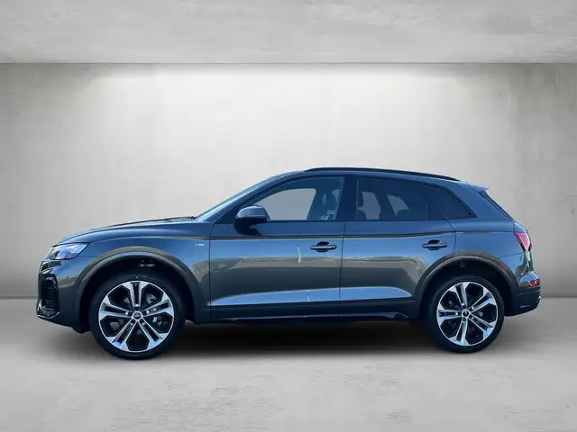 Audi Q5 view 2