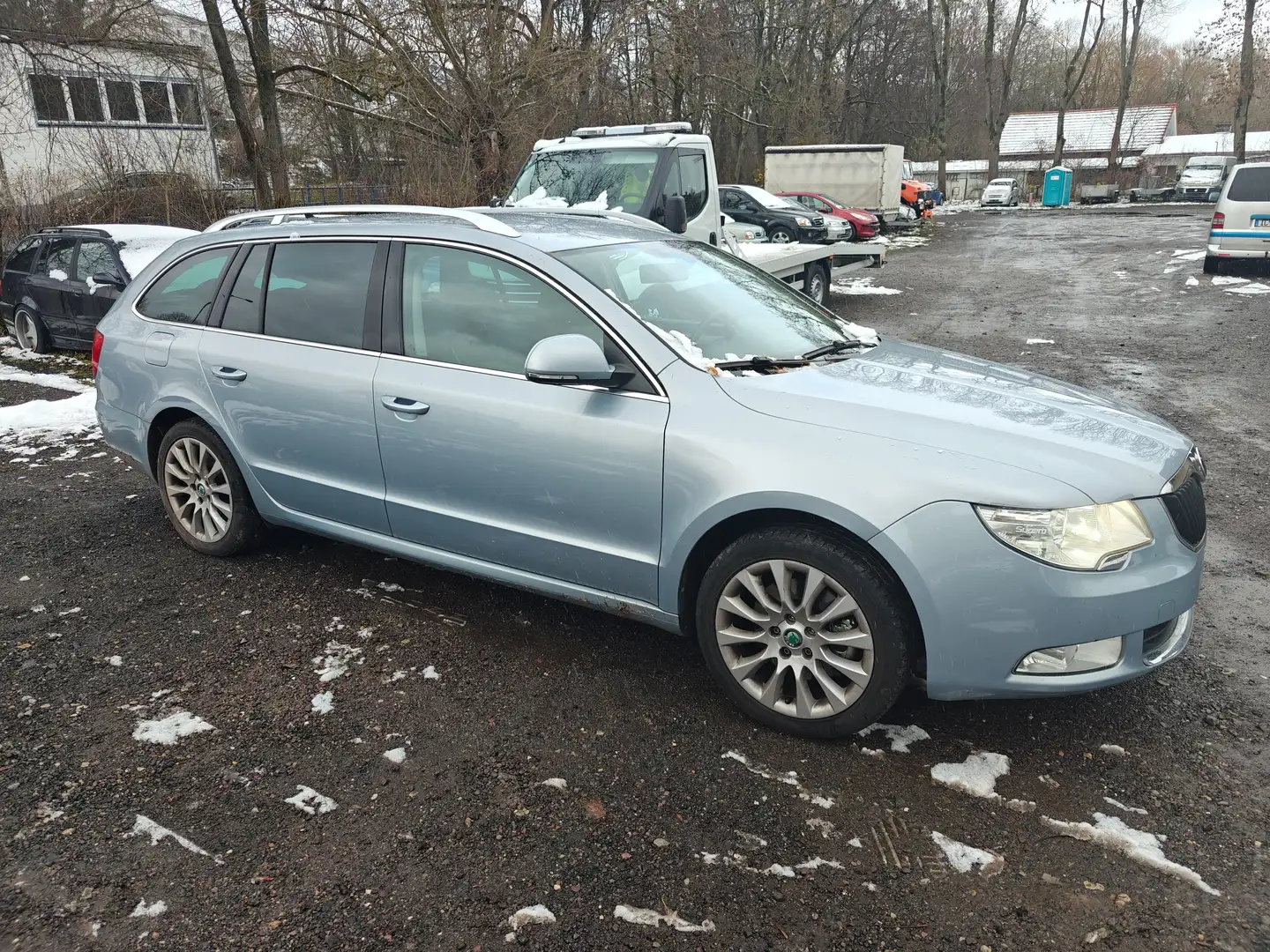 Skoda Superb Ambition Blau - 2