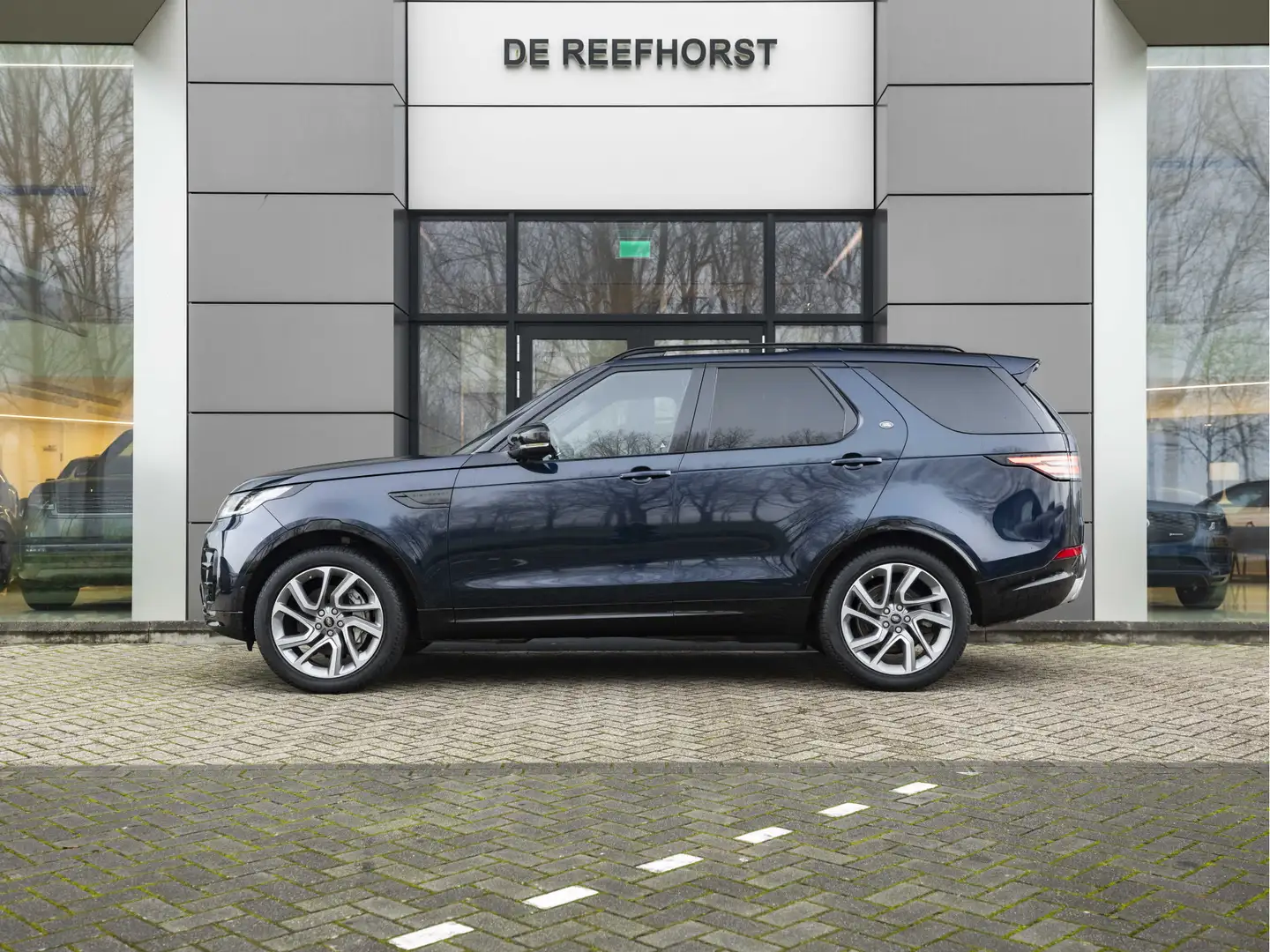 Land Rover Discovery 3.0 Sd6 Landmark Edition | Commercial | Cold Clima Blauw - 2