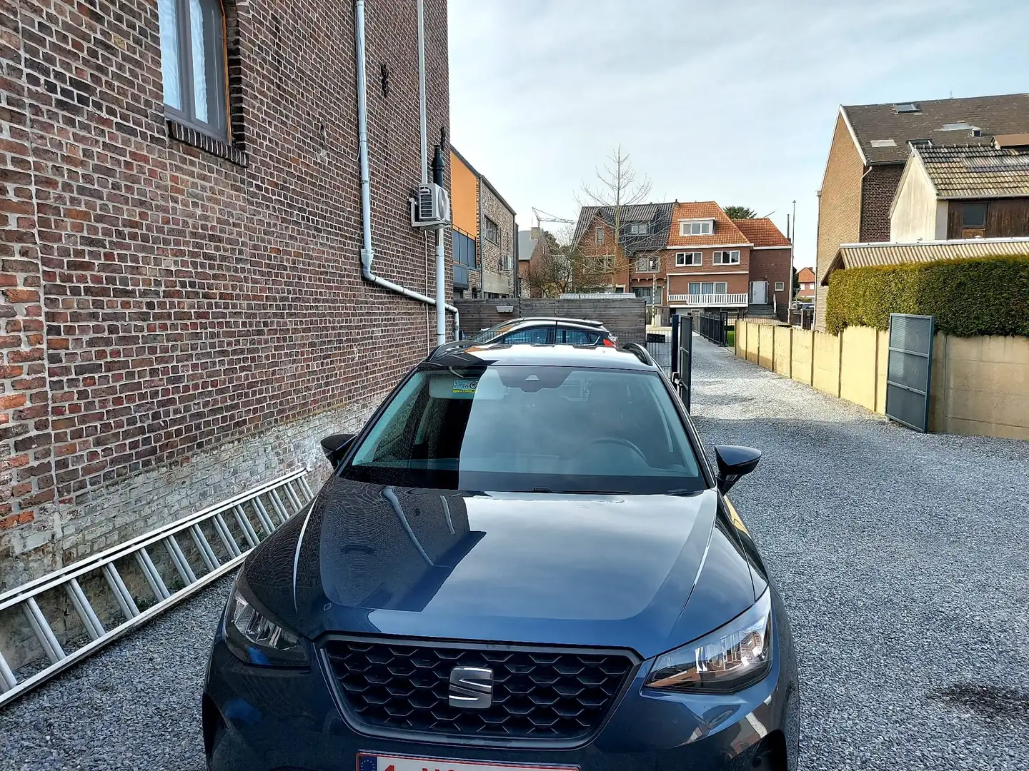 SEAT Arona Arona 1.0 TSI OPF Style Grijs - 2