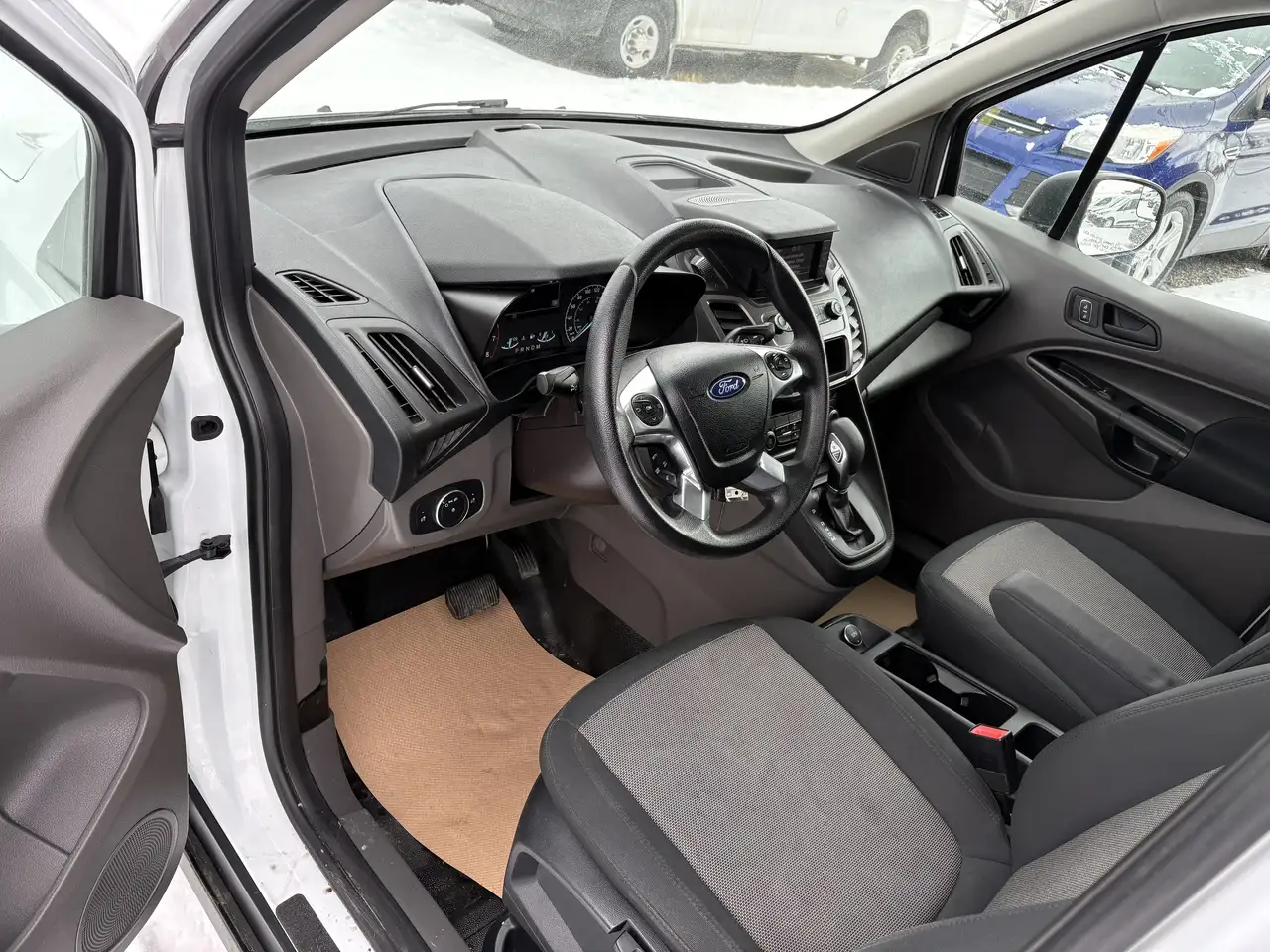 Ford Transit Connect снимка Ford Transit Connect