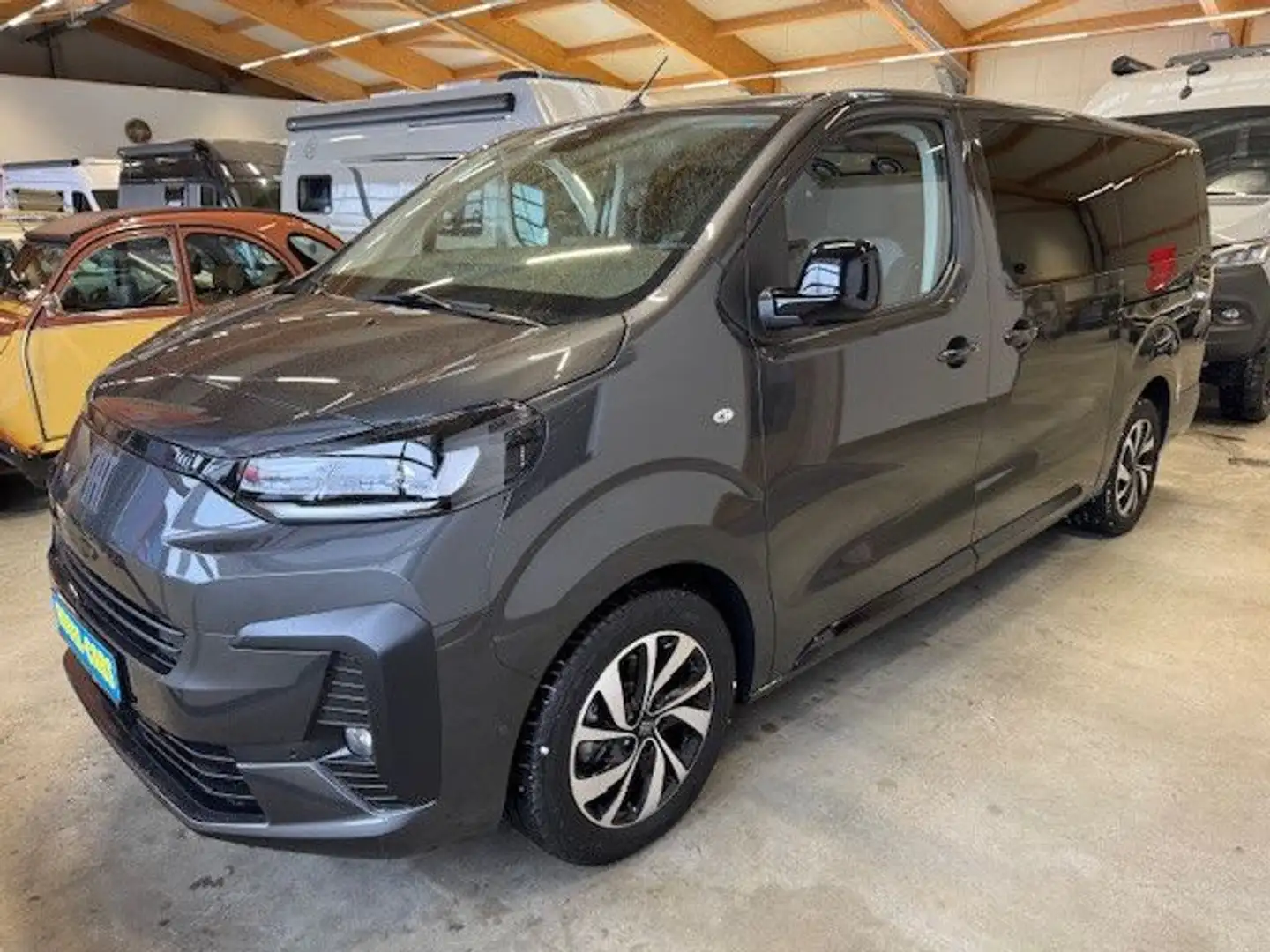 Fiat Scudo Ulysse 180 BlueHDi L3 AHK+NAVI+LED+ACC Grau - 1