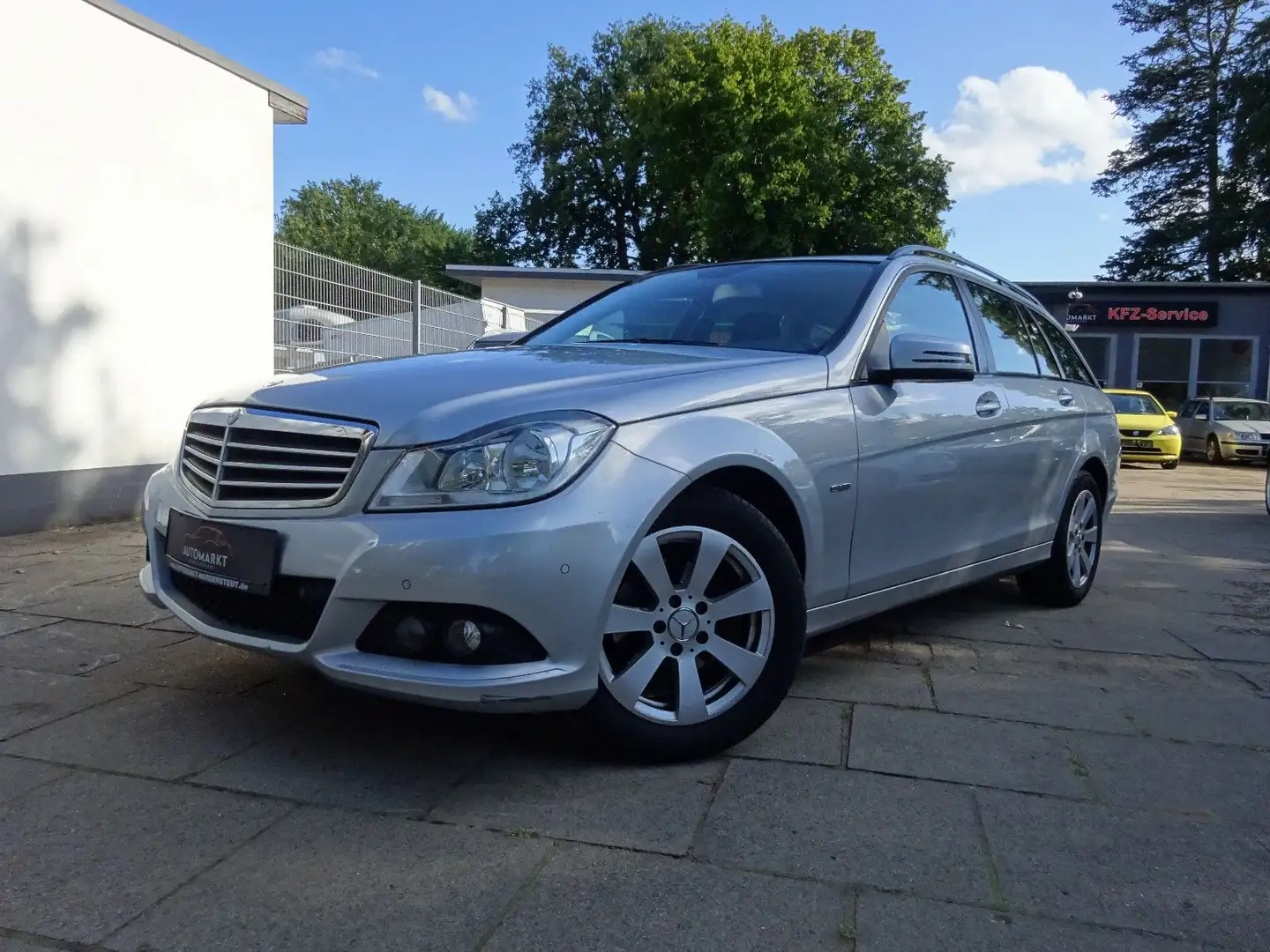 Mercedes-Benz C 180 T-Modell  CGI BlueEfficiency/Navi/SHZ/Klimaatom Silber - 1