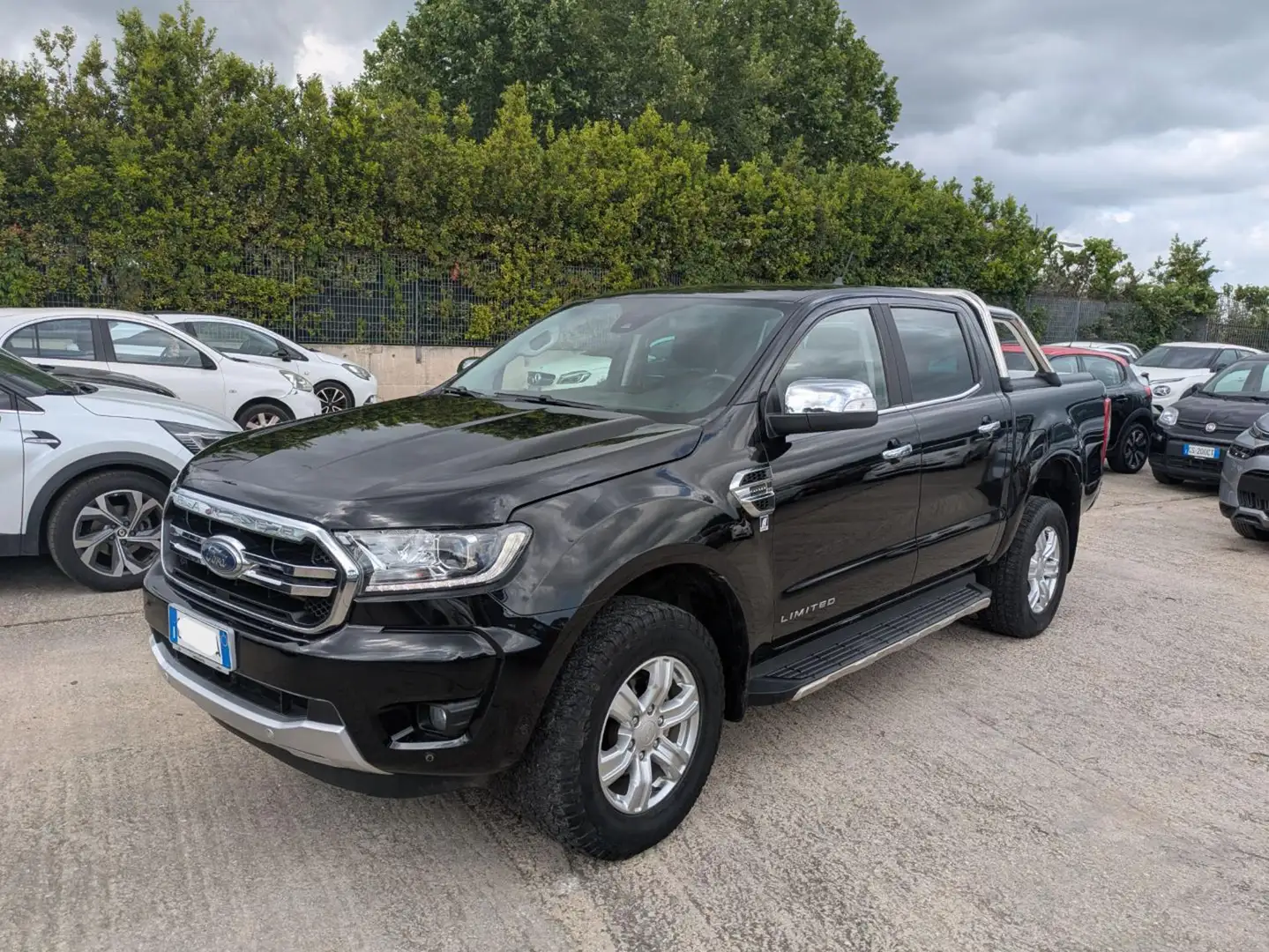 Ford Ranger IVA ESCL.2.0tdi 170cv 4X4 D-CAB LIMITED Nero - 2