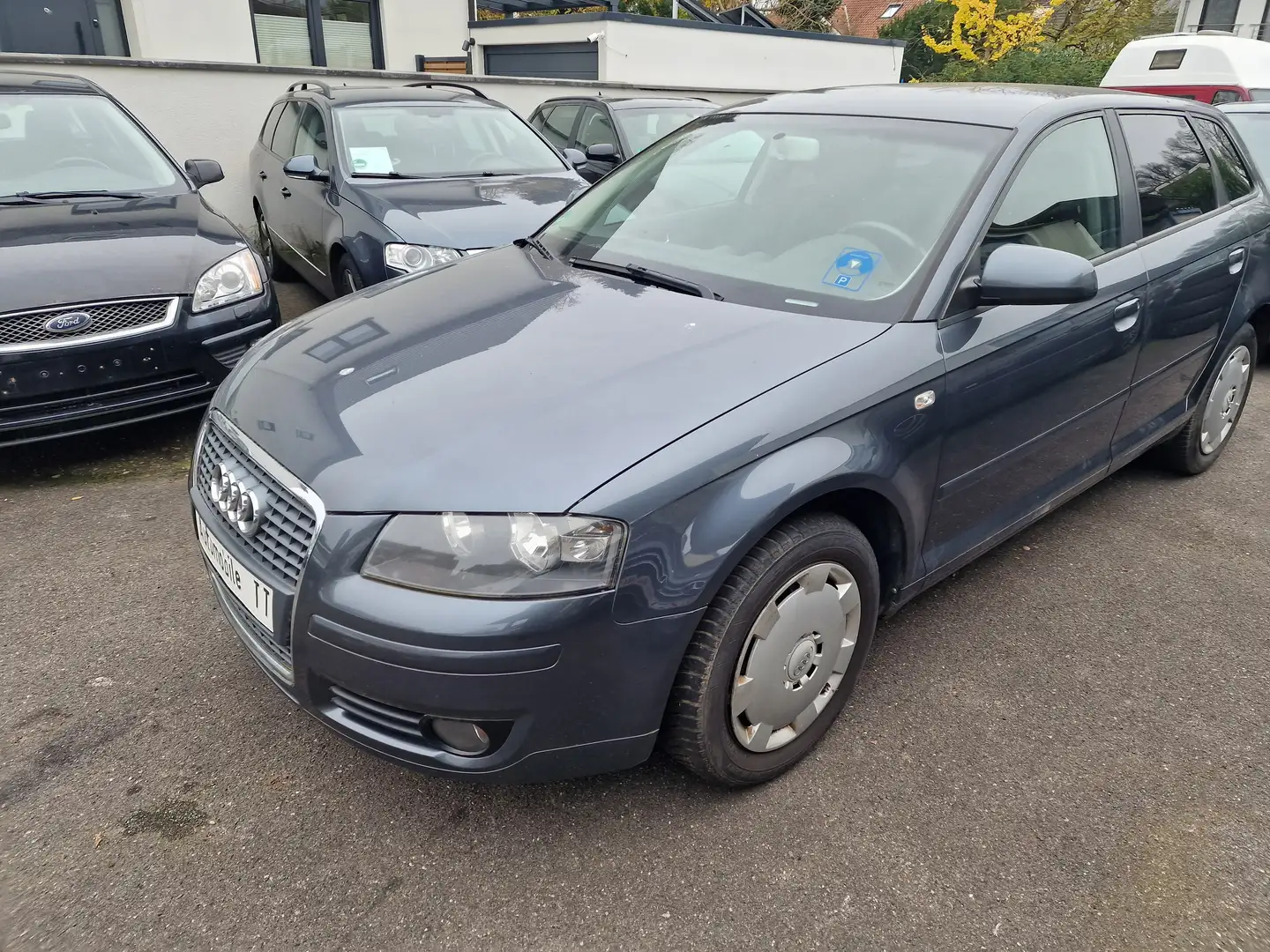 Audi A3 2.0 FSI Ambition Grijs - 2