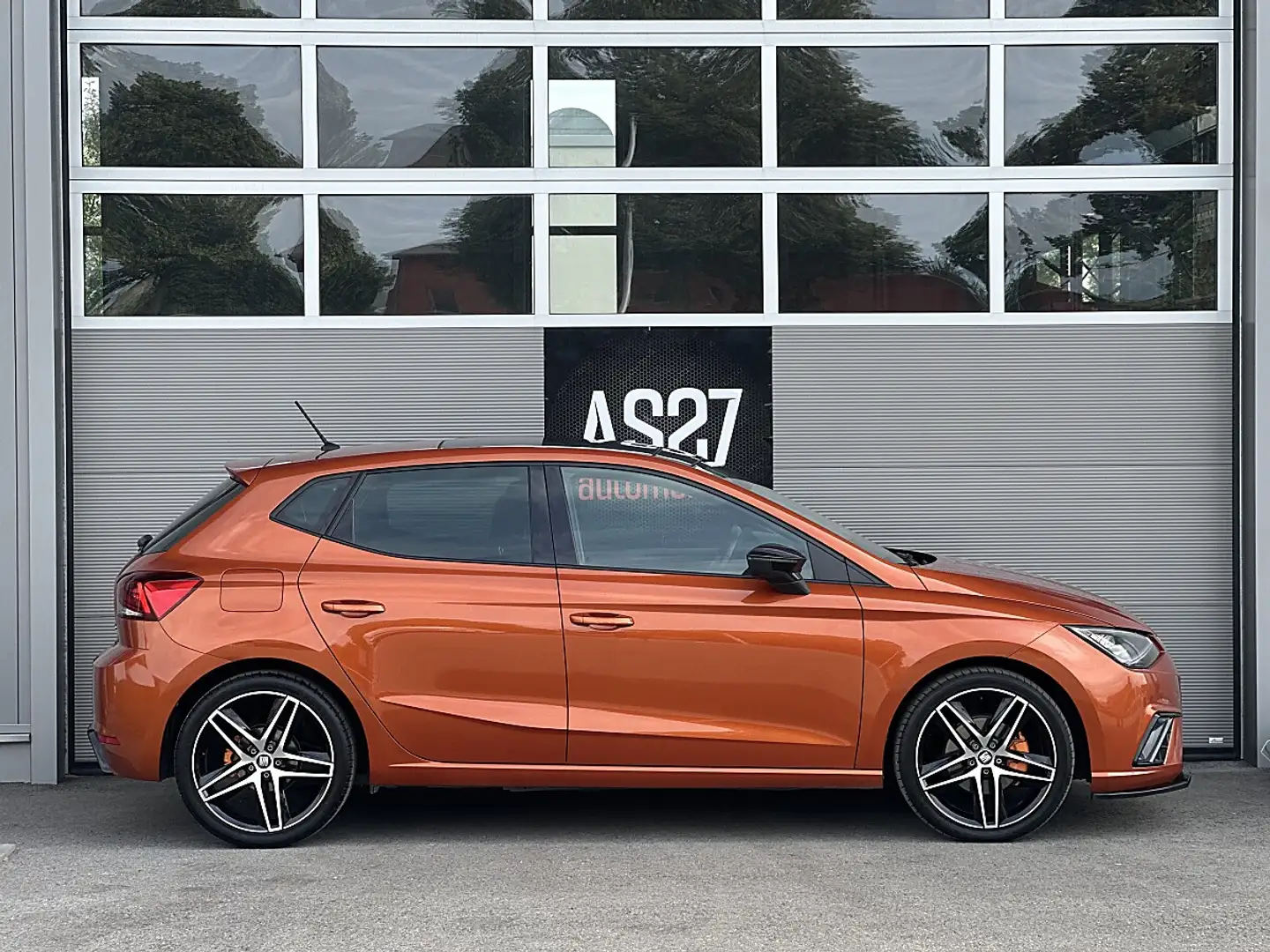 SEAT Ibiza 1,5 TSI FR Orange - 2