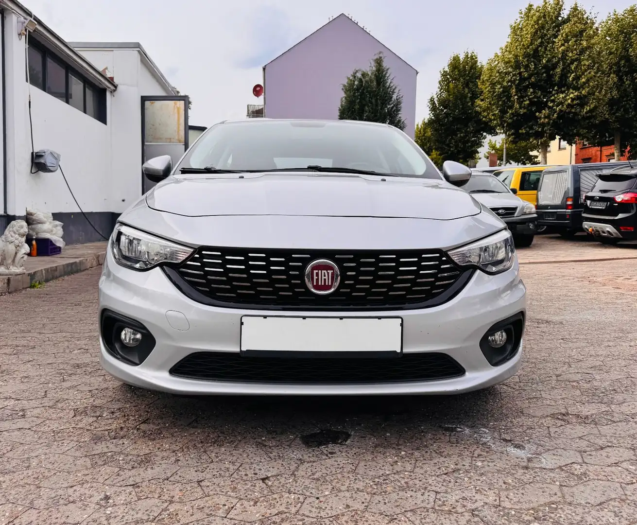 Fiat Tipo 1.6 Multijet Easy Klimaanlage Tempomat PDC Silber - 2