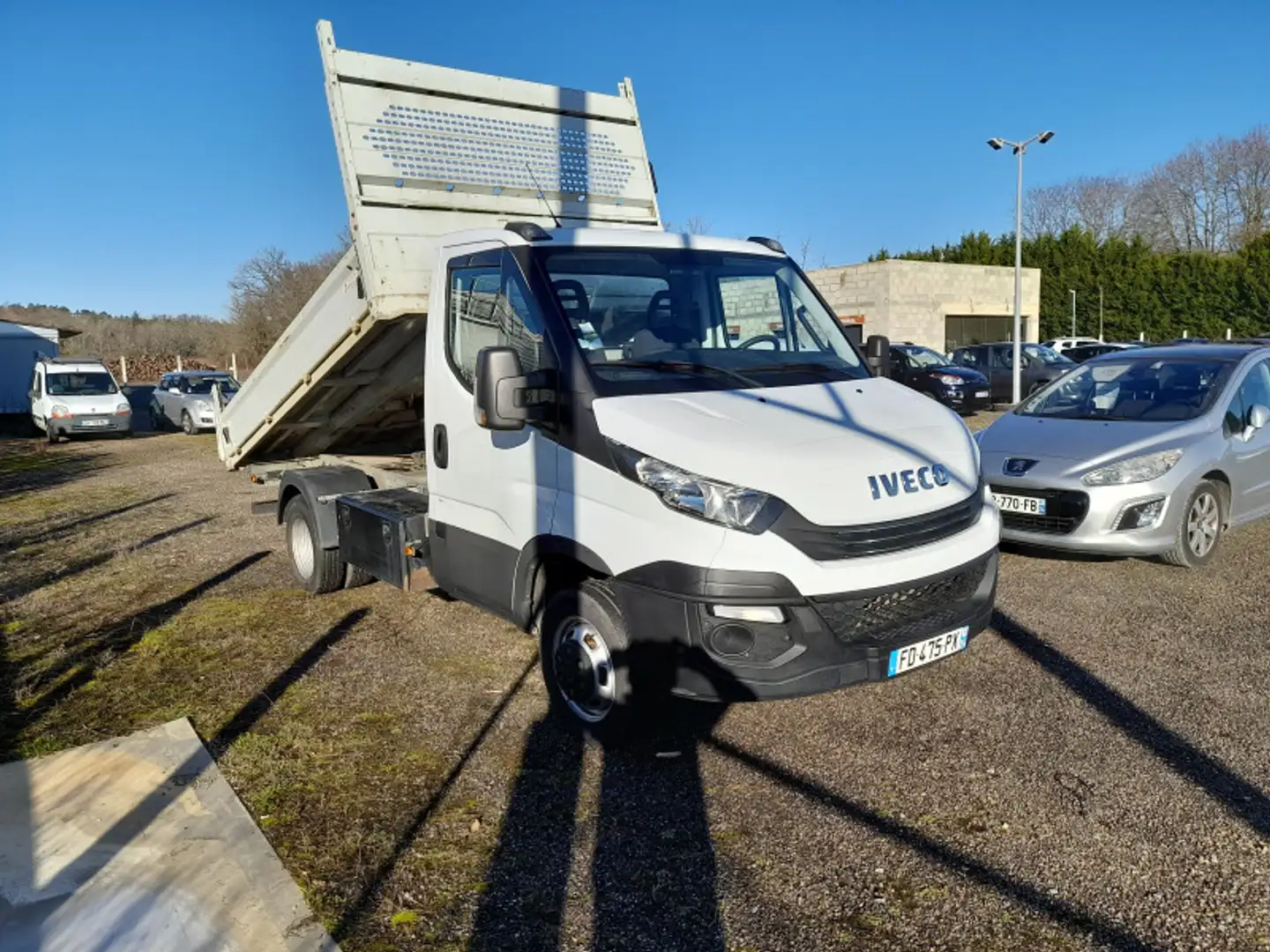 Iveco Daily 35C14 D EMPATTEMENT 3450 HI-MATIC - 1
