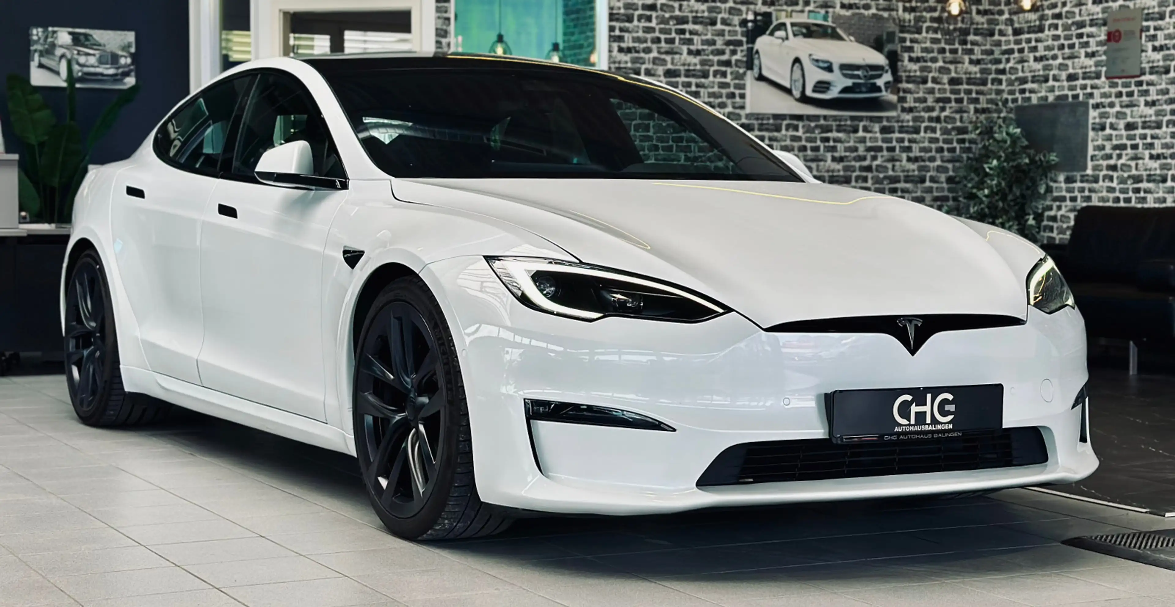 Tesla Model S Plaid