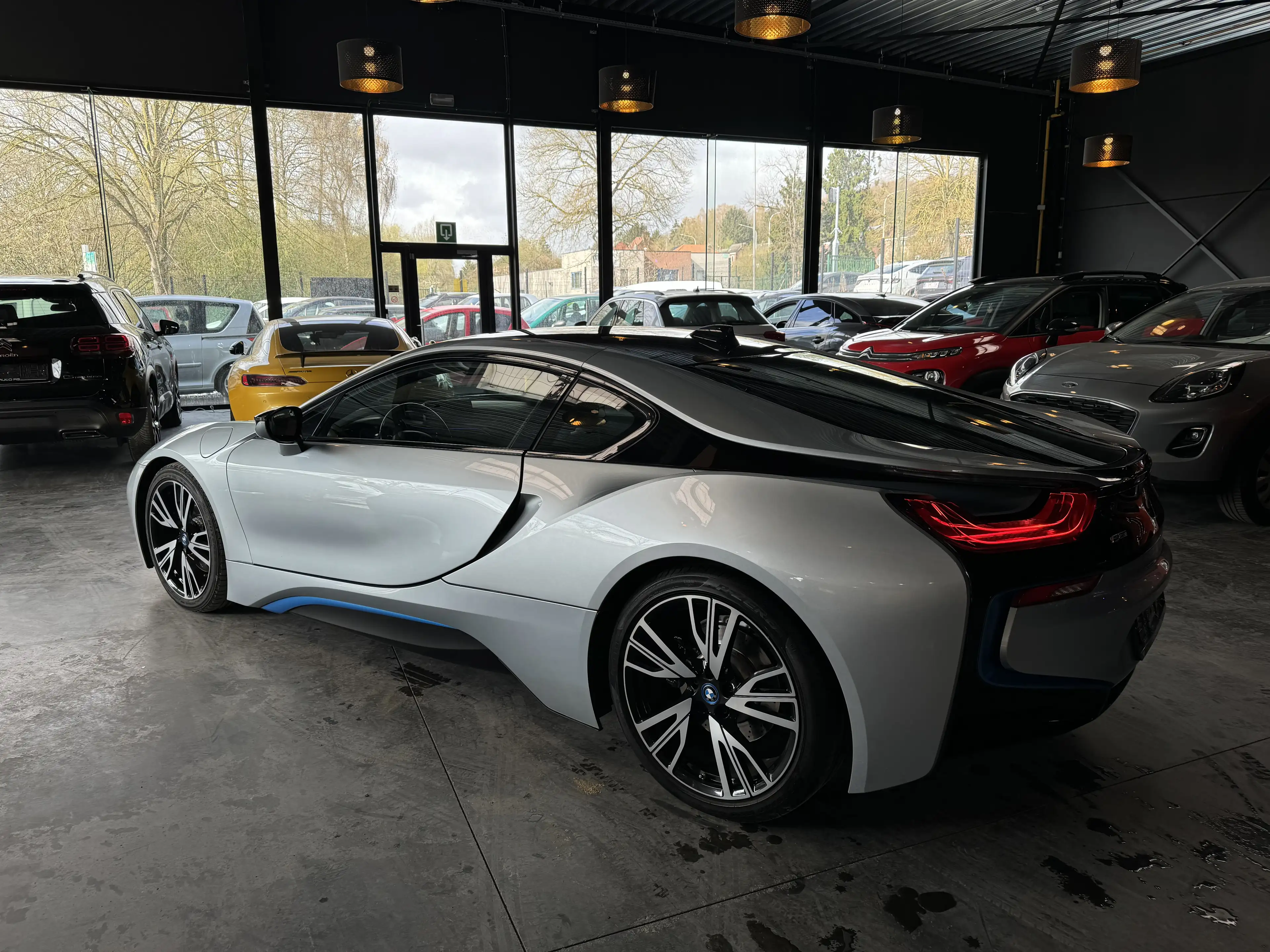 BMW i8 1.5 TURBO 231CV + E-96KW 131CV - CARBON/ALU - FULL — photo 4