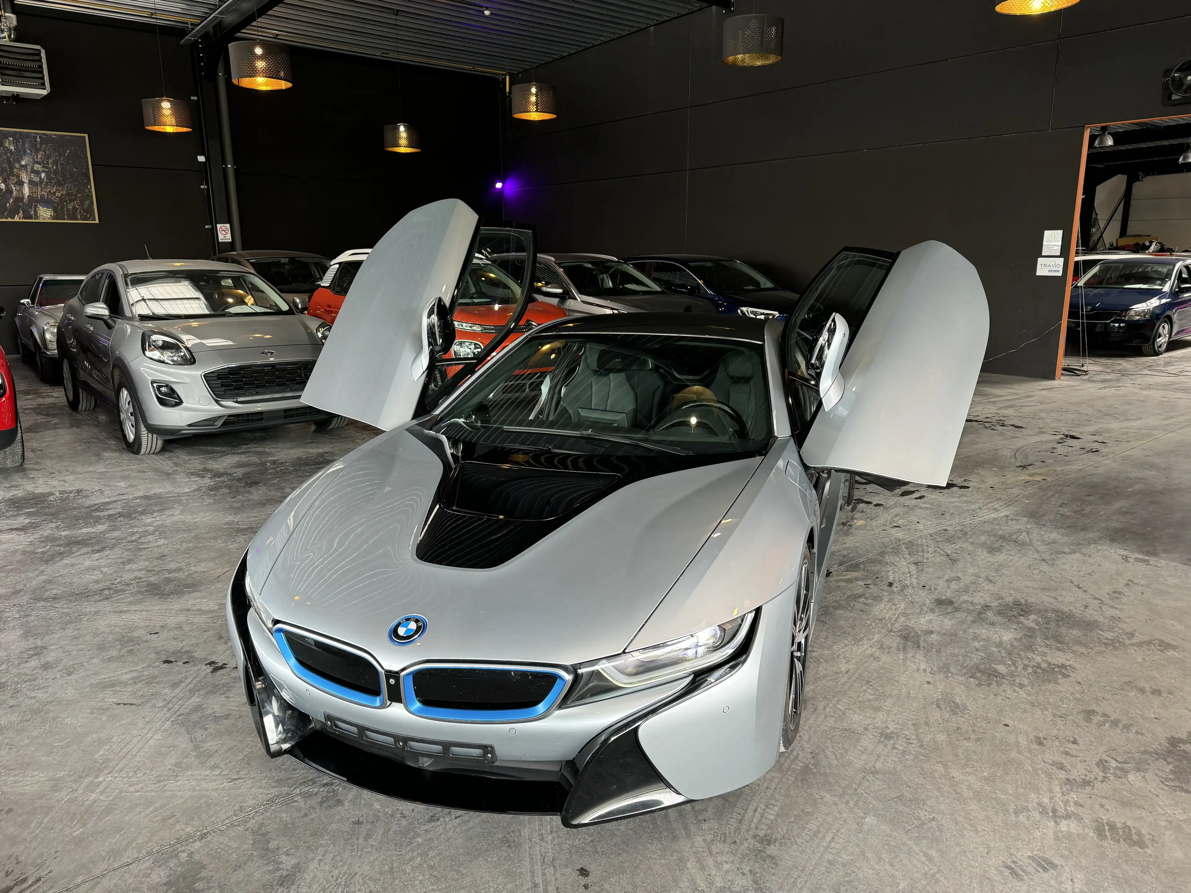 BMW i8 1.5 TURBO 231CV + E-96KW 131CV - CARBON/ALU - FULL — photo 7
