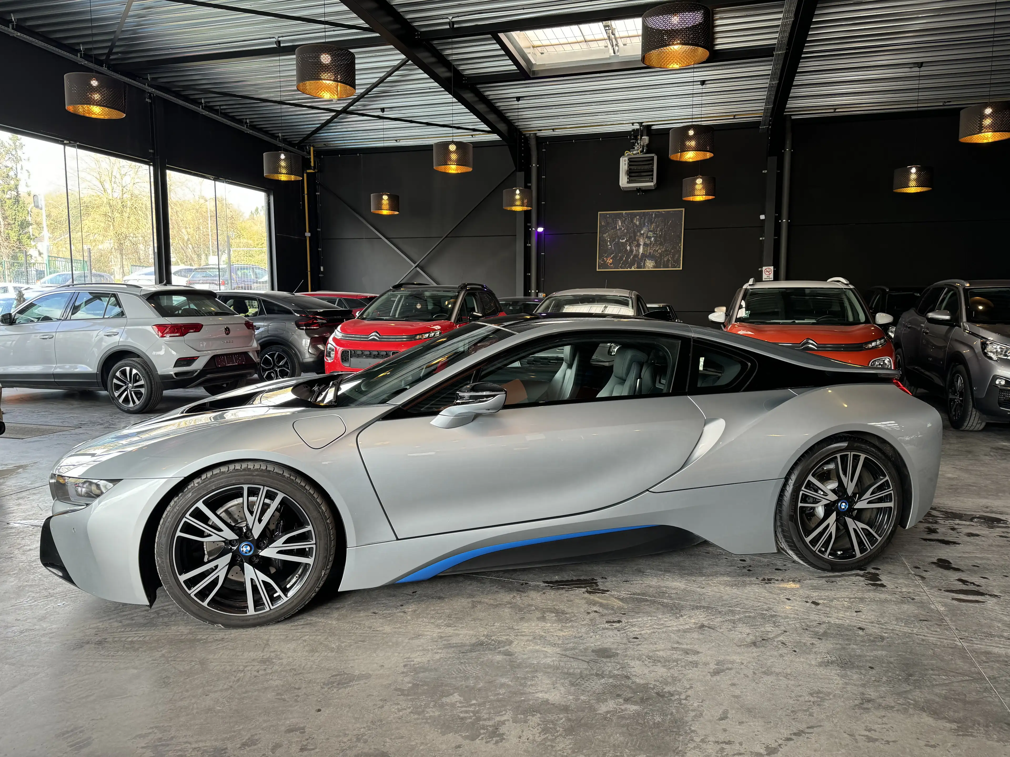 BMW i8 1.5 TURBO 231CV + E-96KW 131CV - CARBON/ALU - FULL — photo 3