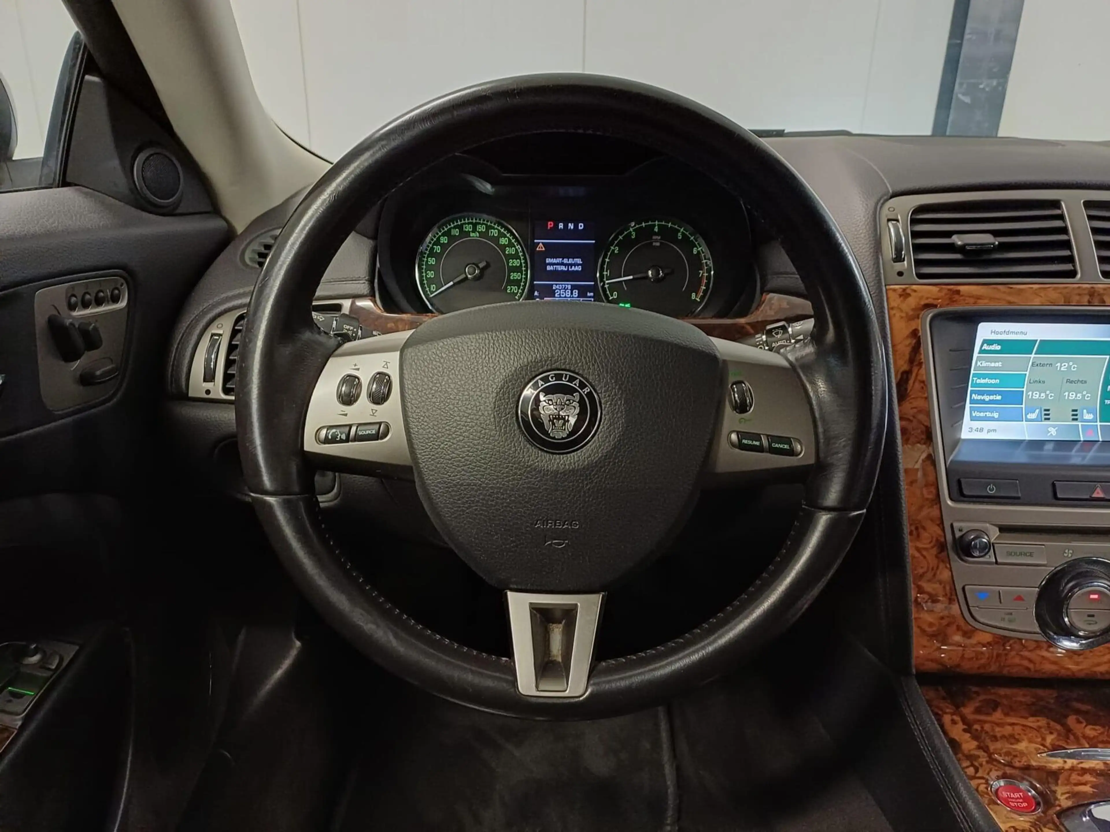 Jaguar XK 4.2 V8 Coupé Automaat ( Origineel Nederlands/NAP ) — photo 4