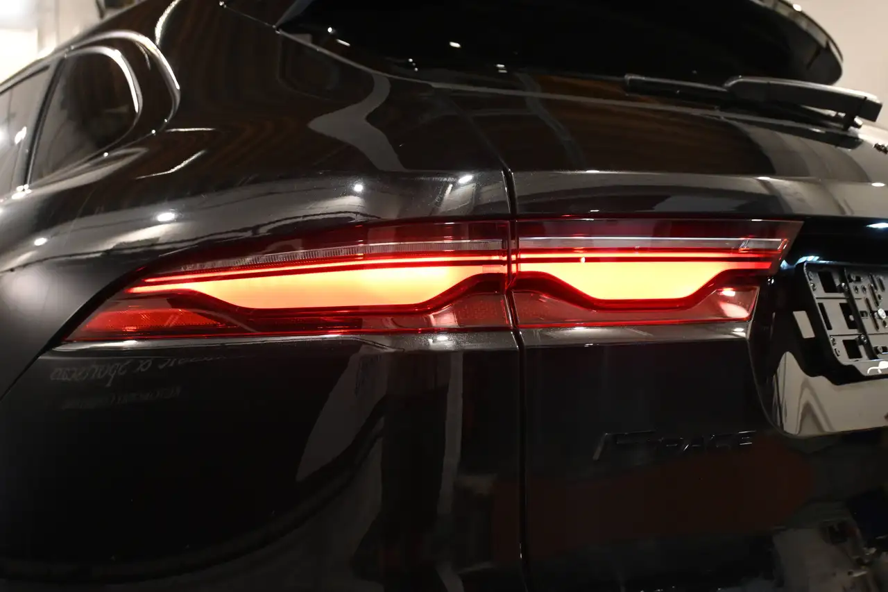 Jaguar F-Pace 2.0 D165 NEW MODEL / NOUVEAU MODELE / BLACK EDITION / R-SPORT / CAMERA, миниатюра 9