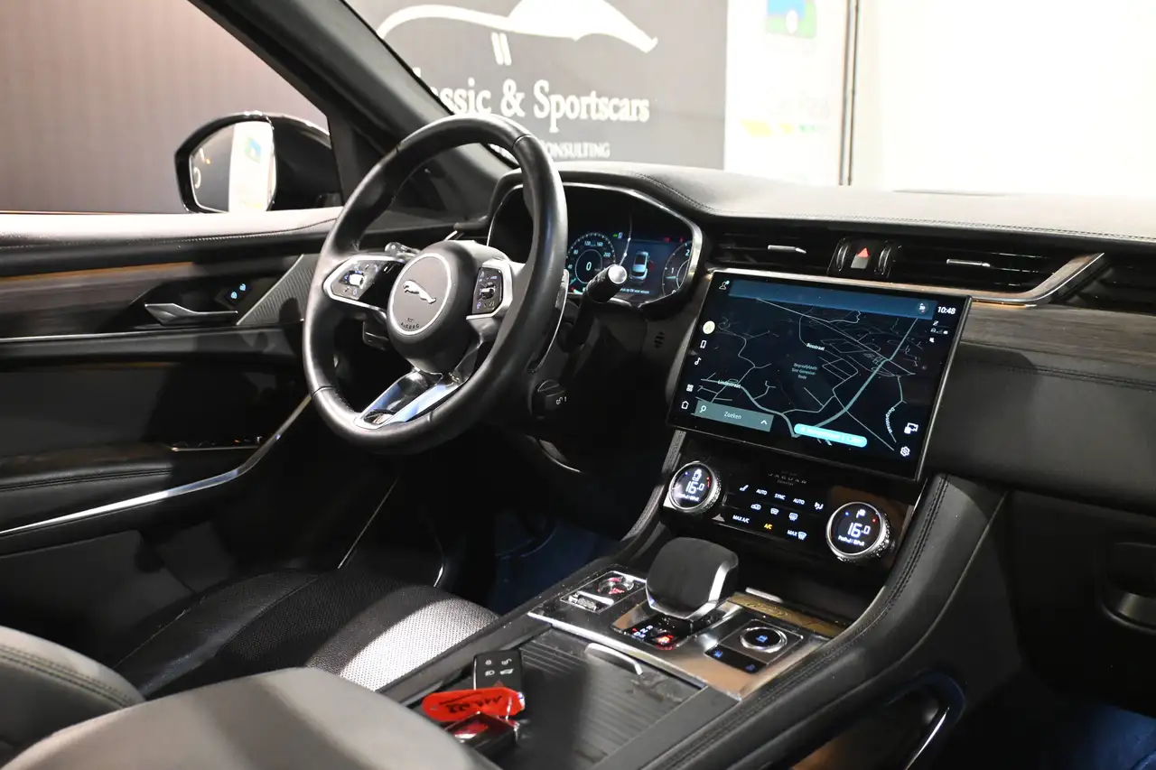 Jaguar F-Pace 2.0 D165 NEW MODEL / NOUVEAU MODELE / BLACK EDITION / R-SPORT / CAMERA, миниатюра 17