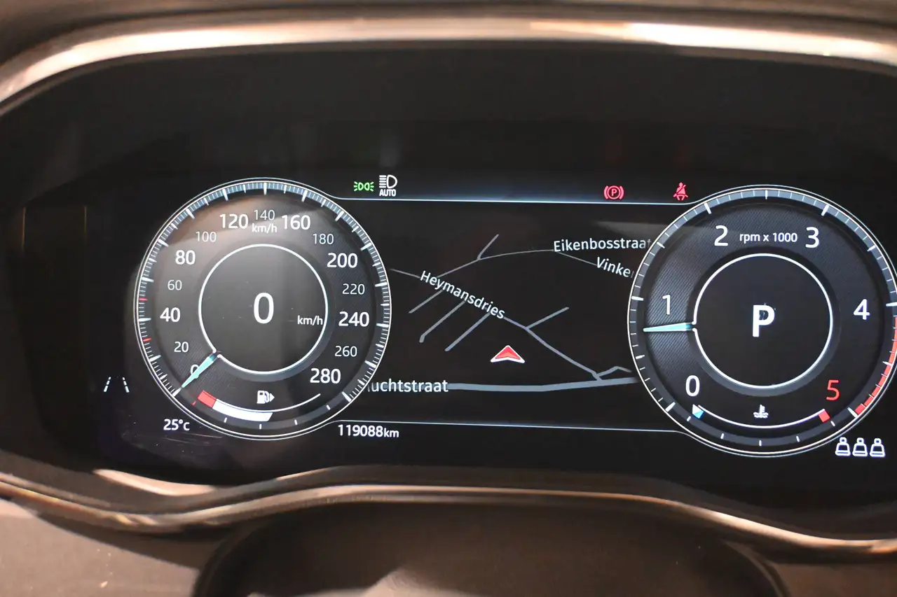 Jaguar F-Pace 2.0 D165 NEW MODEL / NOUVEAU MODELE / BLACK EDITION / R-SPORT / CAMERA, миниатюра 16
